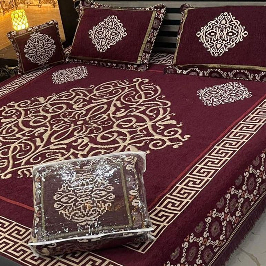4 Piece versachi Style Velvet Jacaurd BedSheet Set