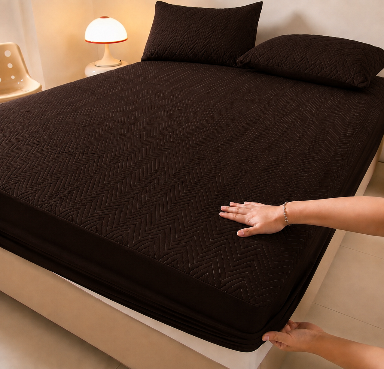 Quilted Fitted Mattress protected sheet Brown