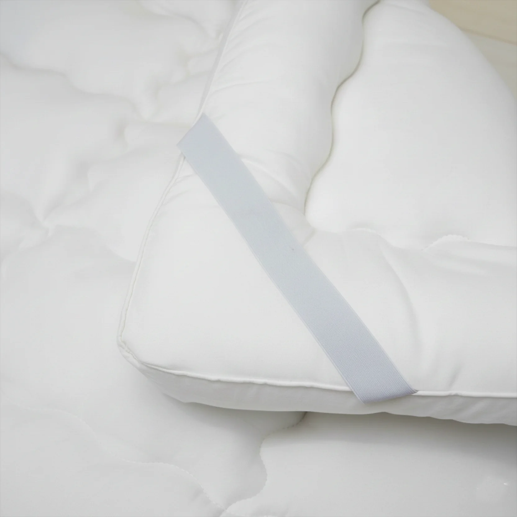 medicated Mattress Topper White