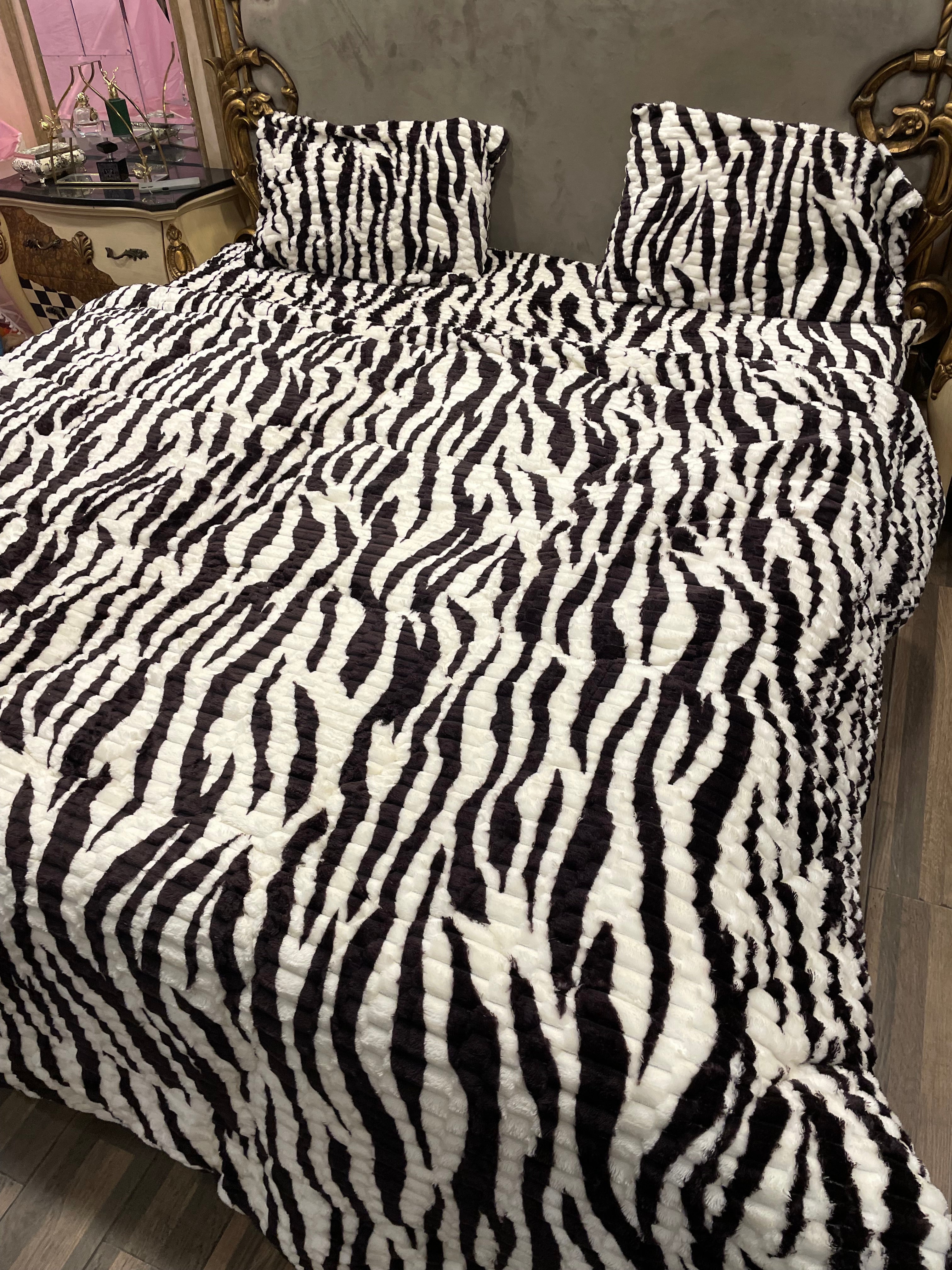 Zebra 4️⃣PC Razai set