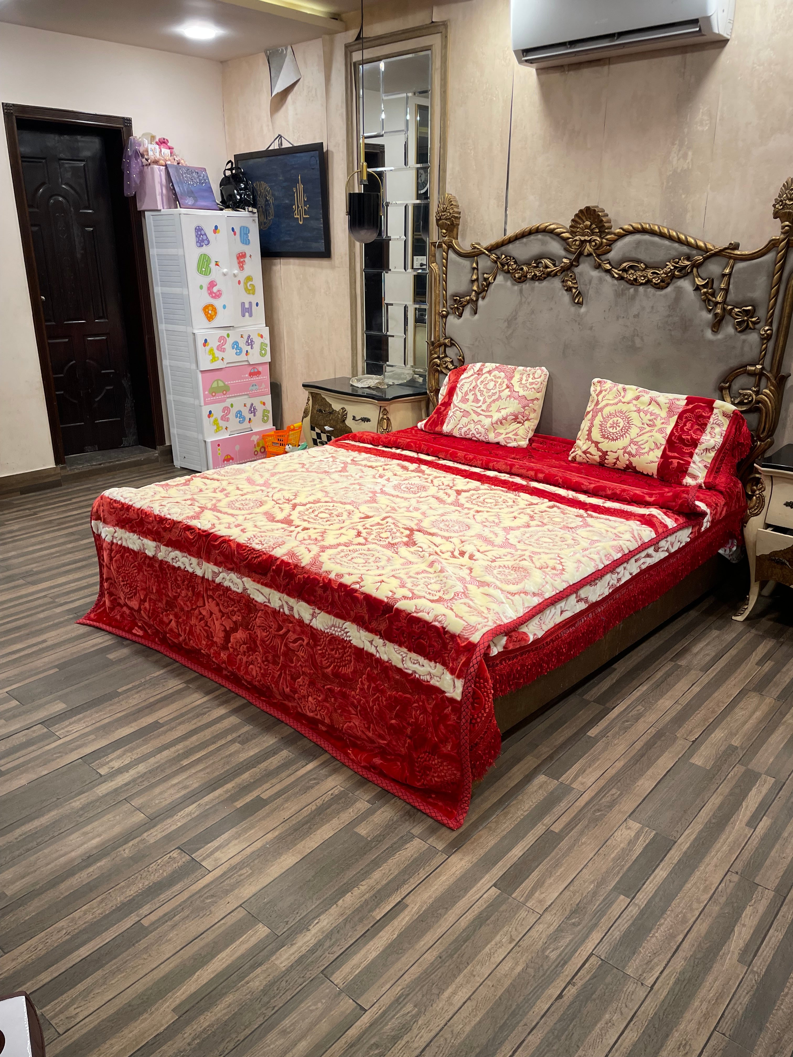 4️⃣ PC White Bear BLANKET/KAMBLE