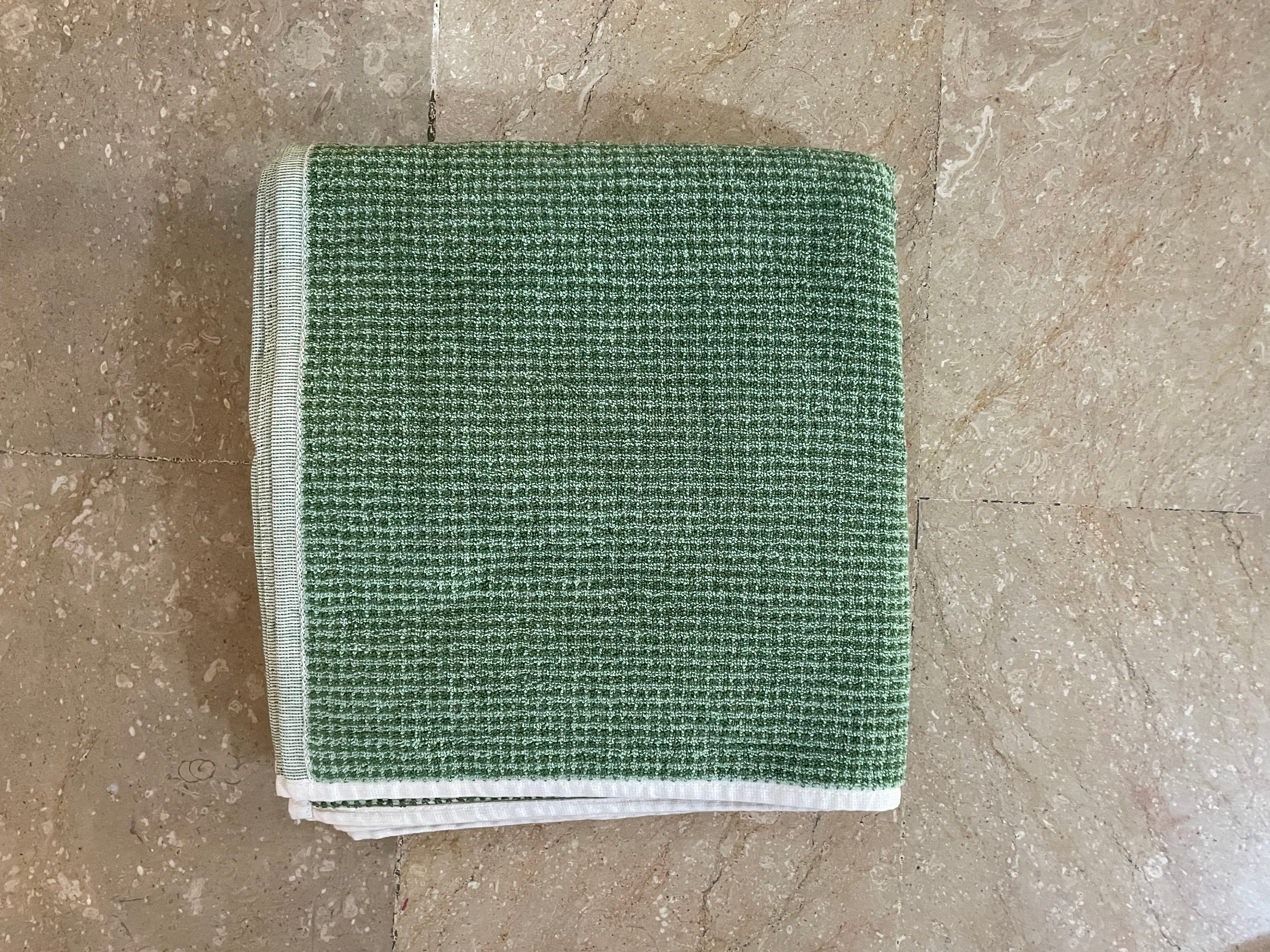 Nishat Export Quality Towel (Pack of 2)