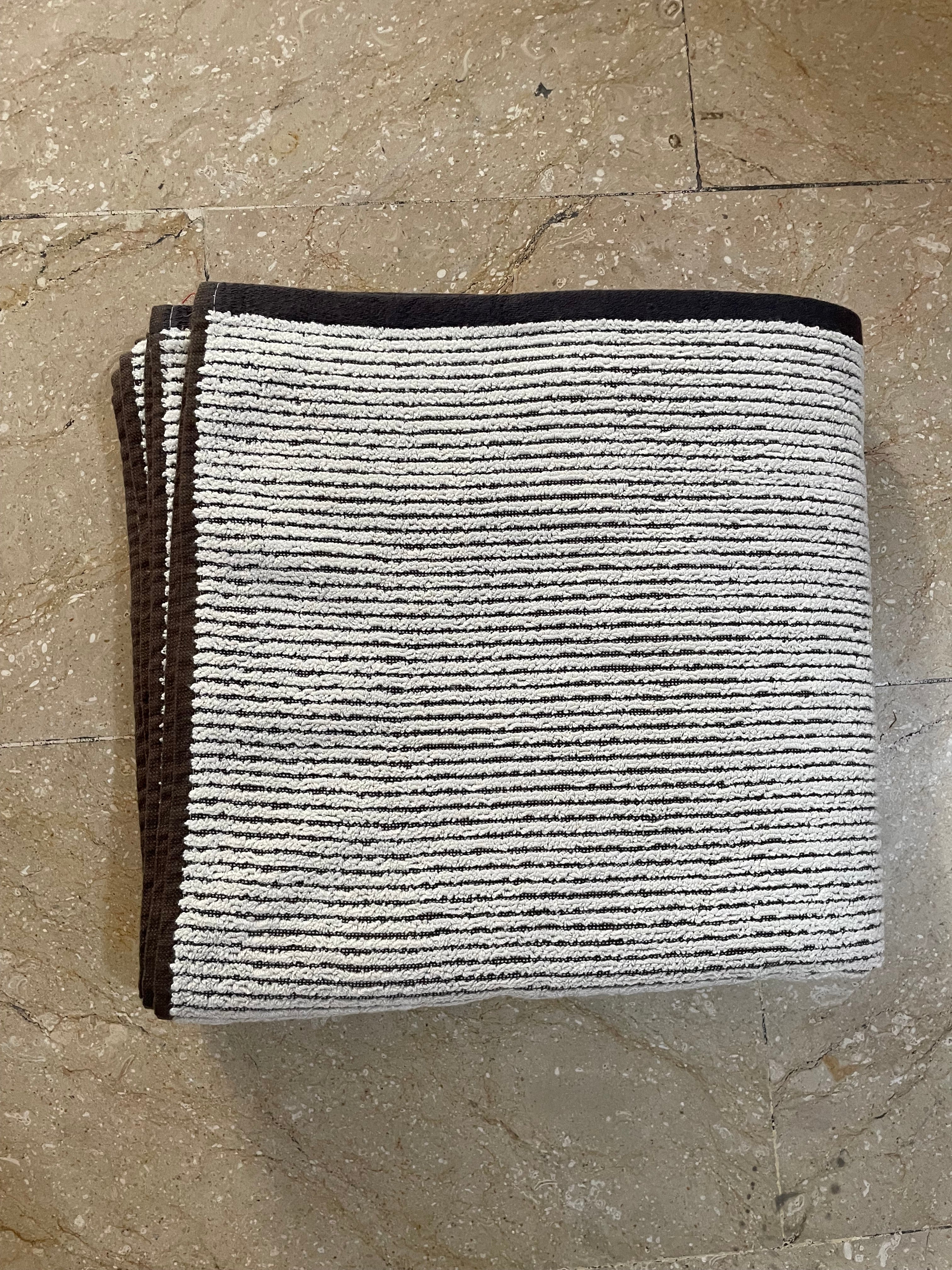 Nishat Export Quality Towel (Pack of 2)