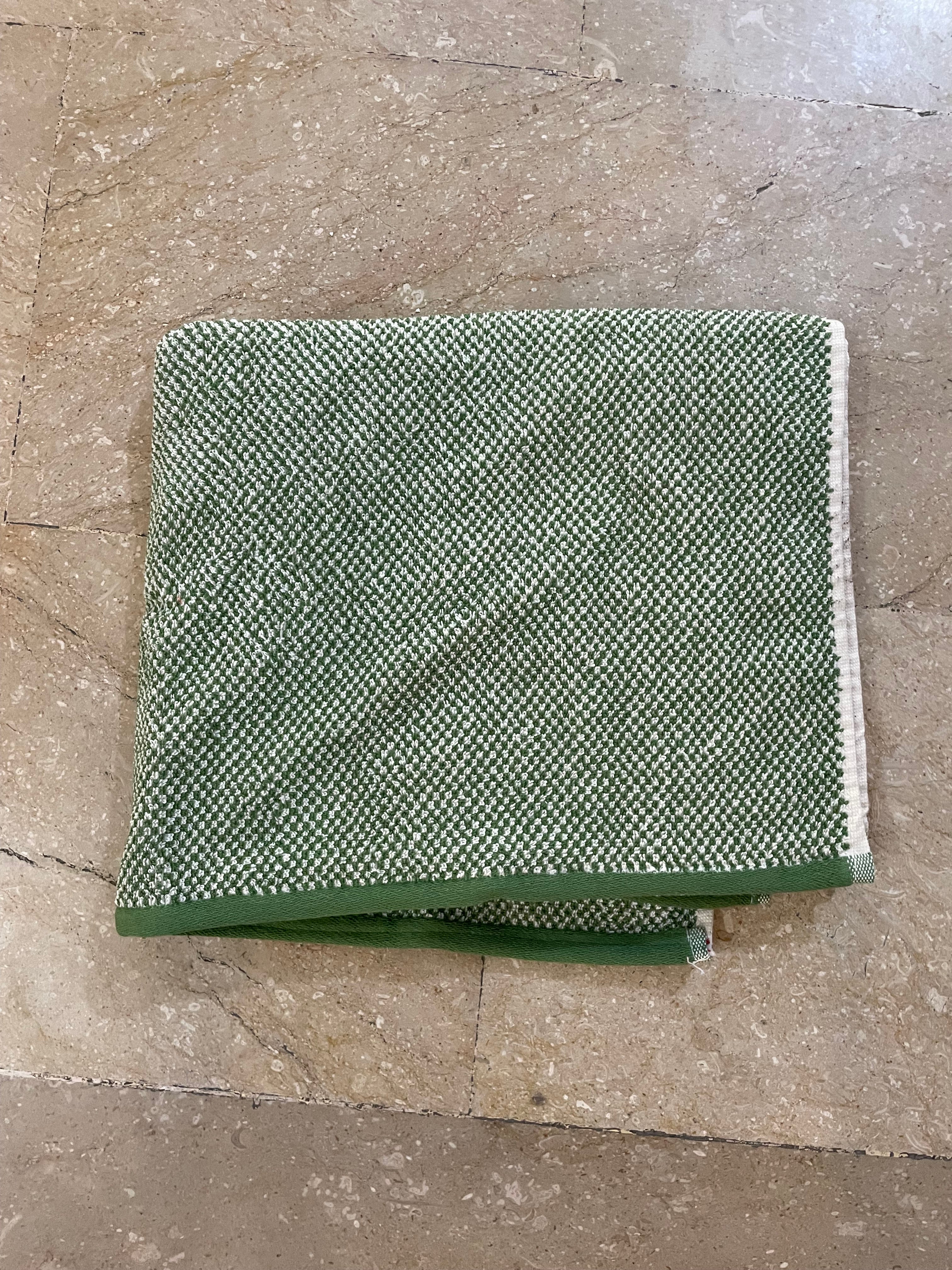 Nishat Export Quality Towel (Pack of 1)