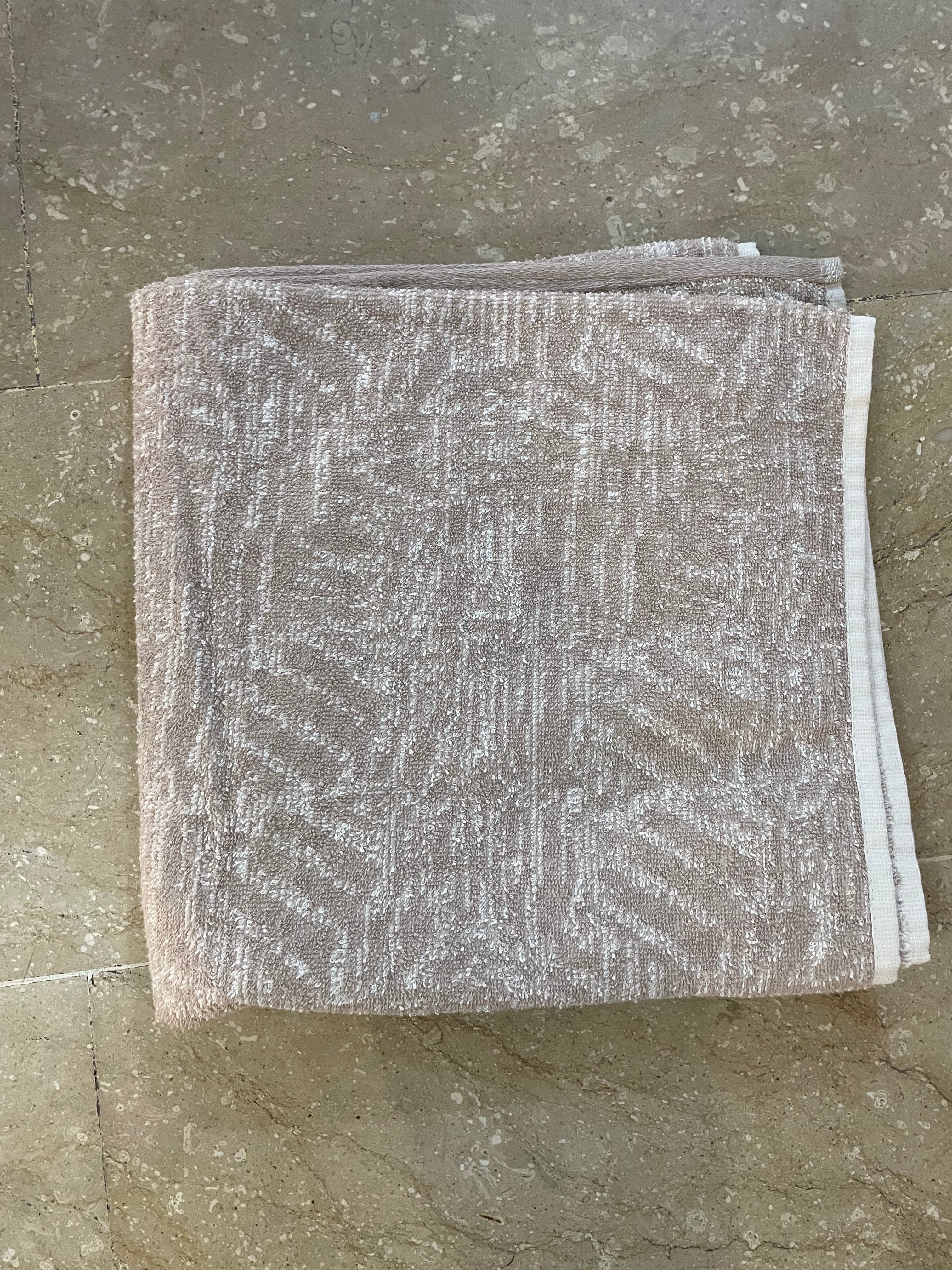 Nishat Export Quality Towel (Pack of 1)