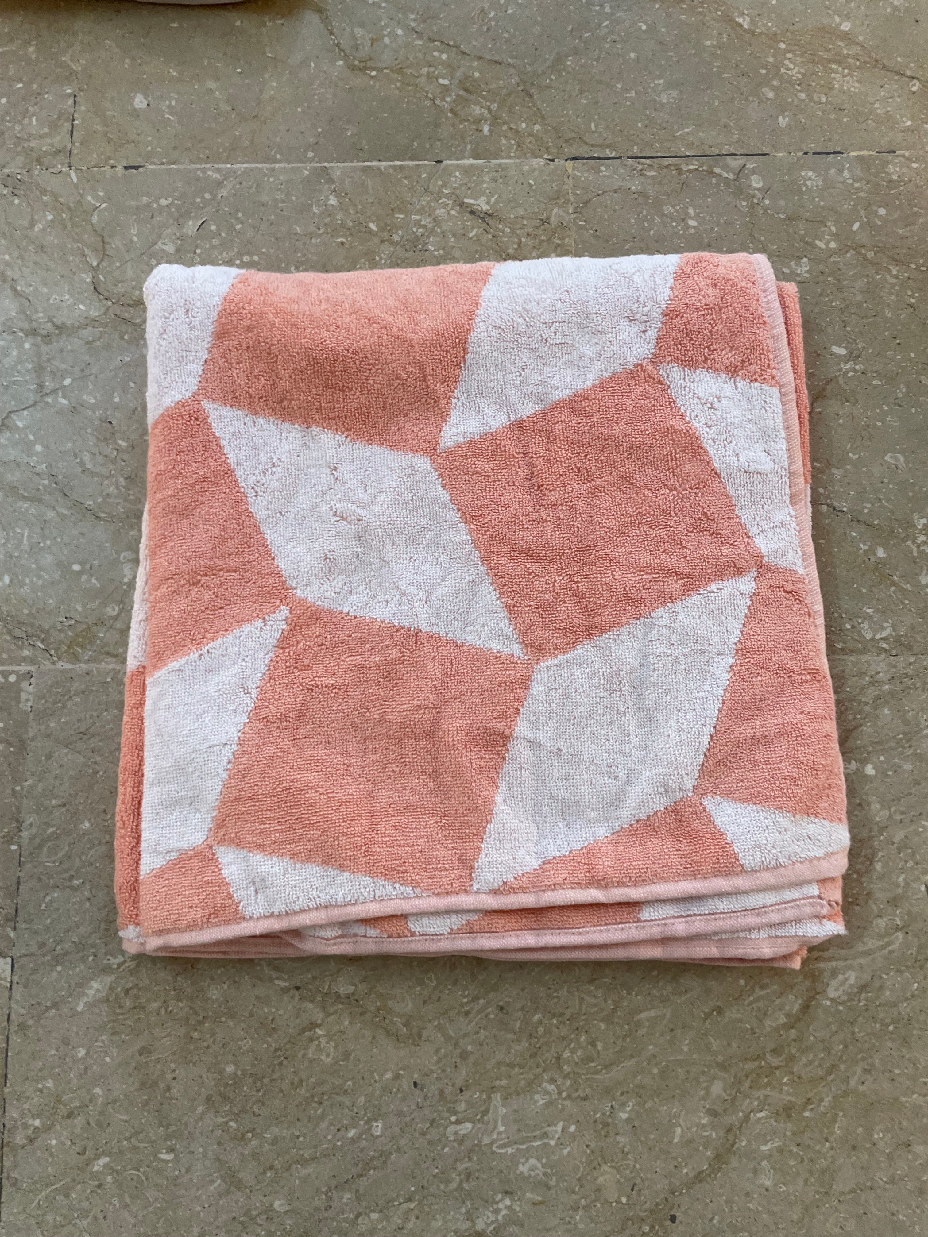 Nishat Export Quality Towel (Pack of 1)