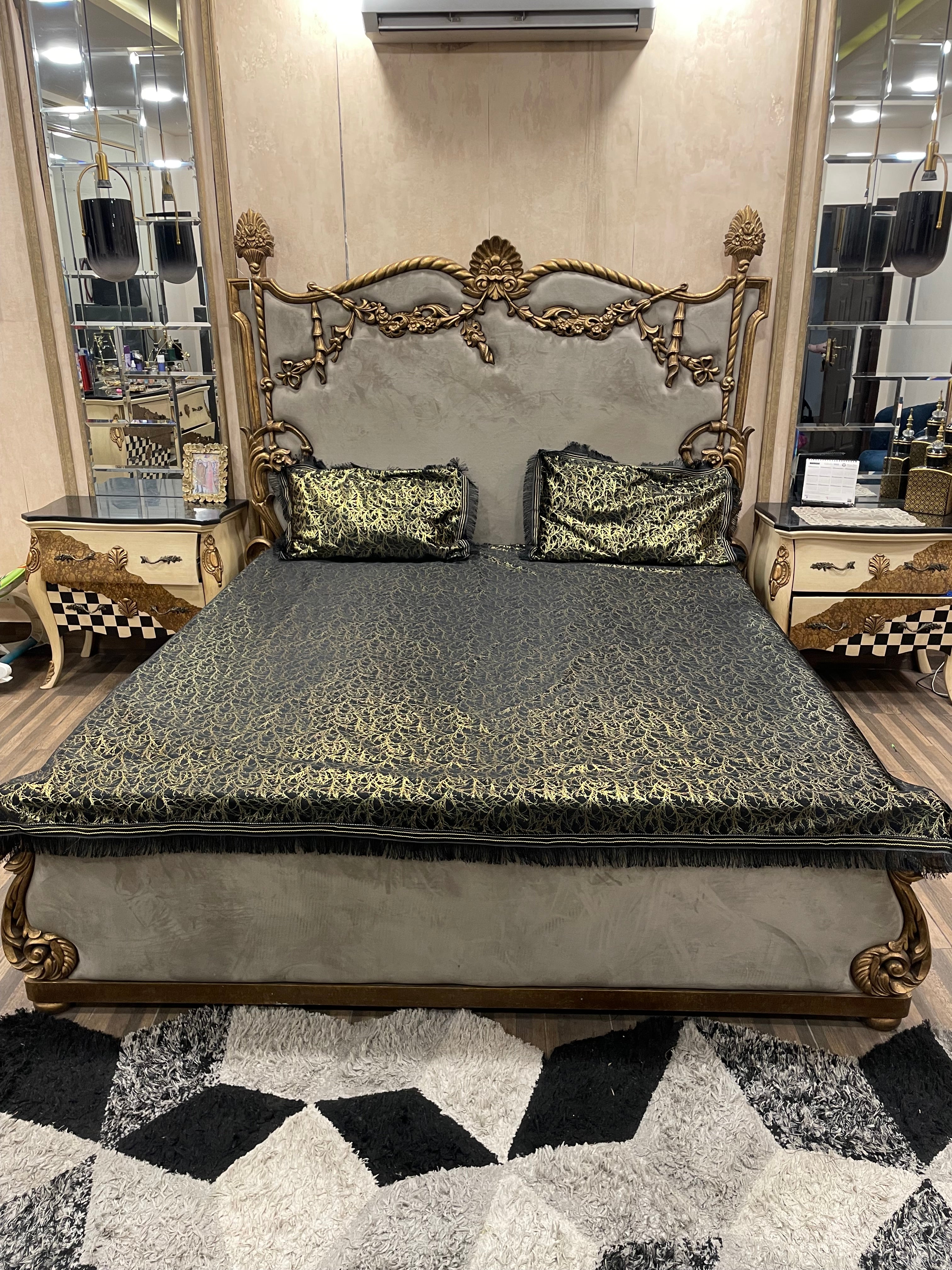 3️⃣PC  texture velvet BEDSHEET