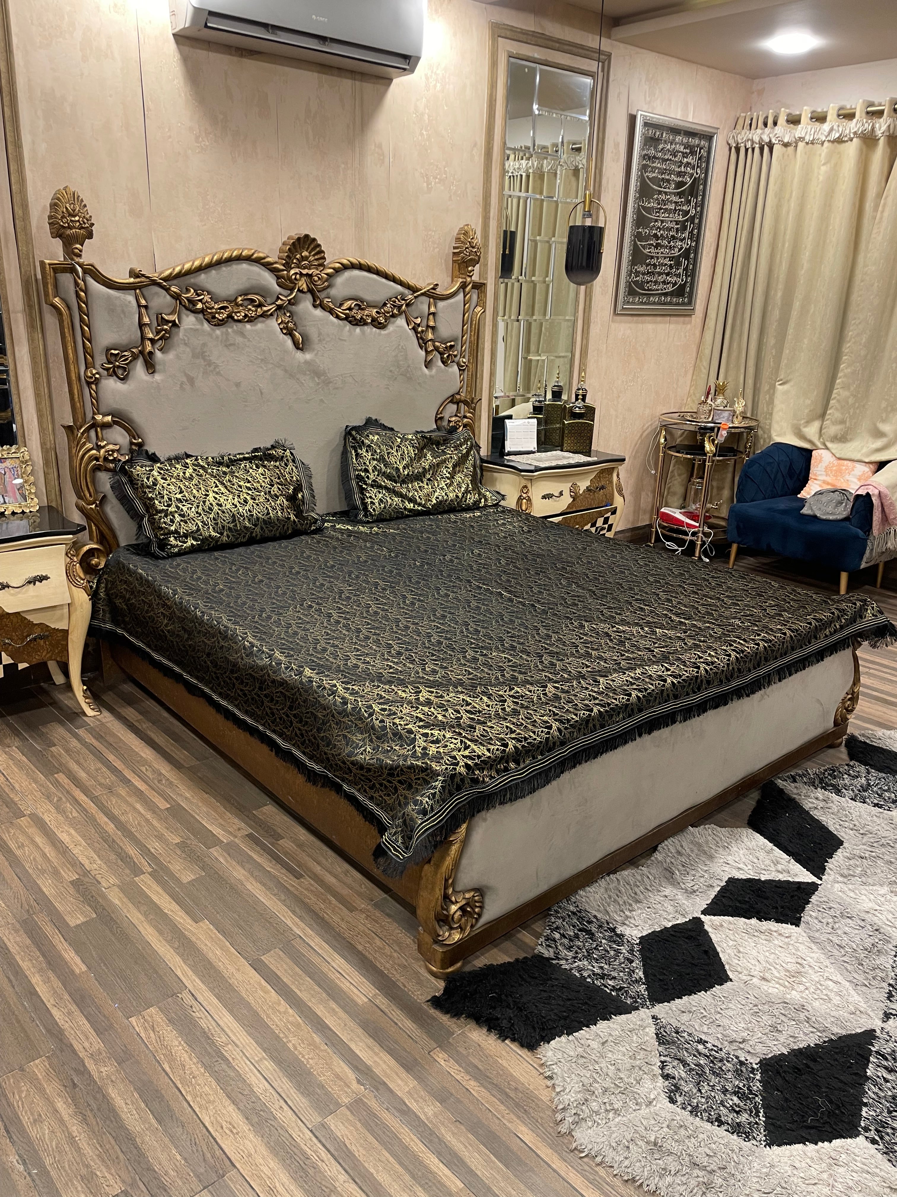 3️⃣PC  texture velvet BEDSHEET