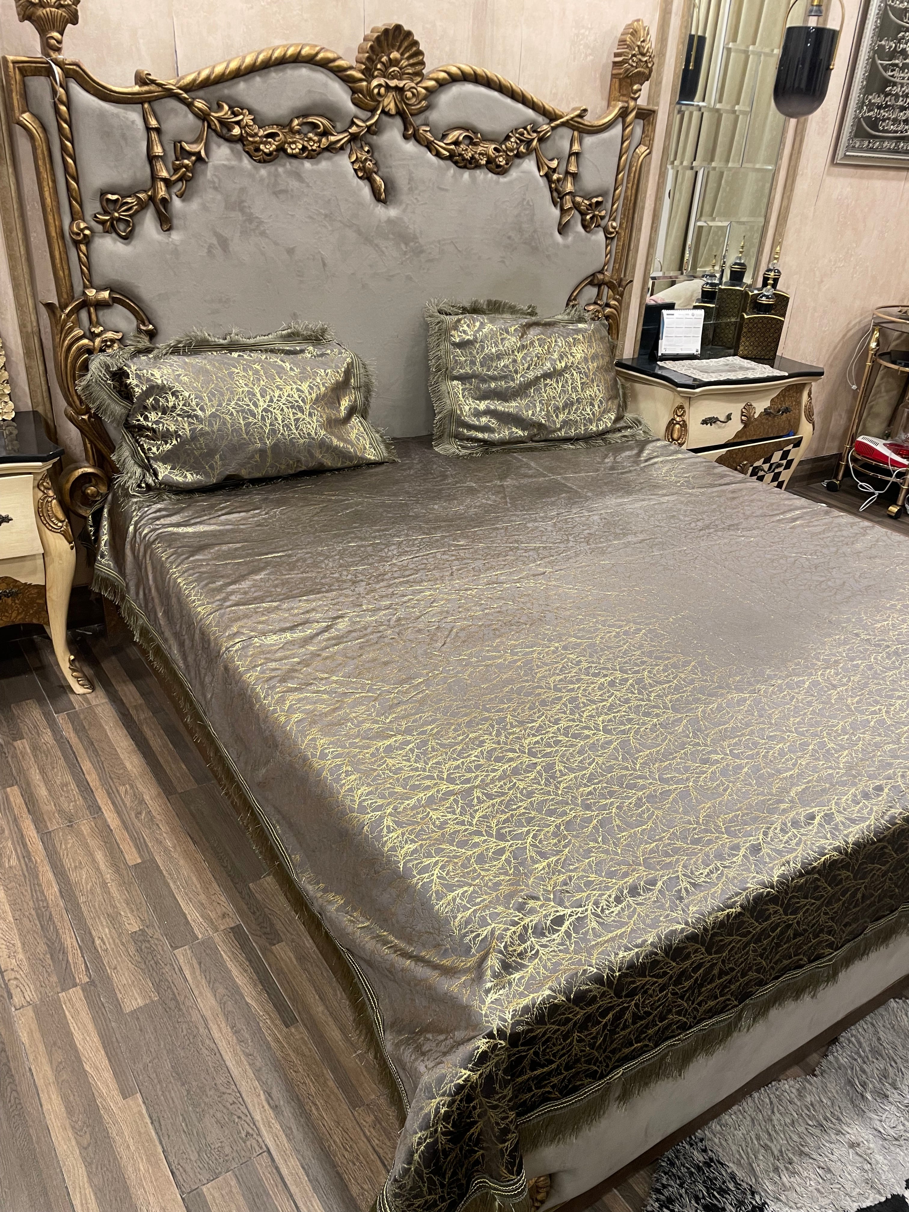 3️⃣PC  texture velvet BEDSHEET