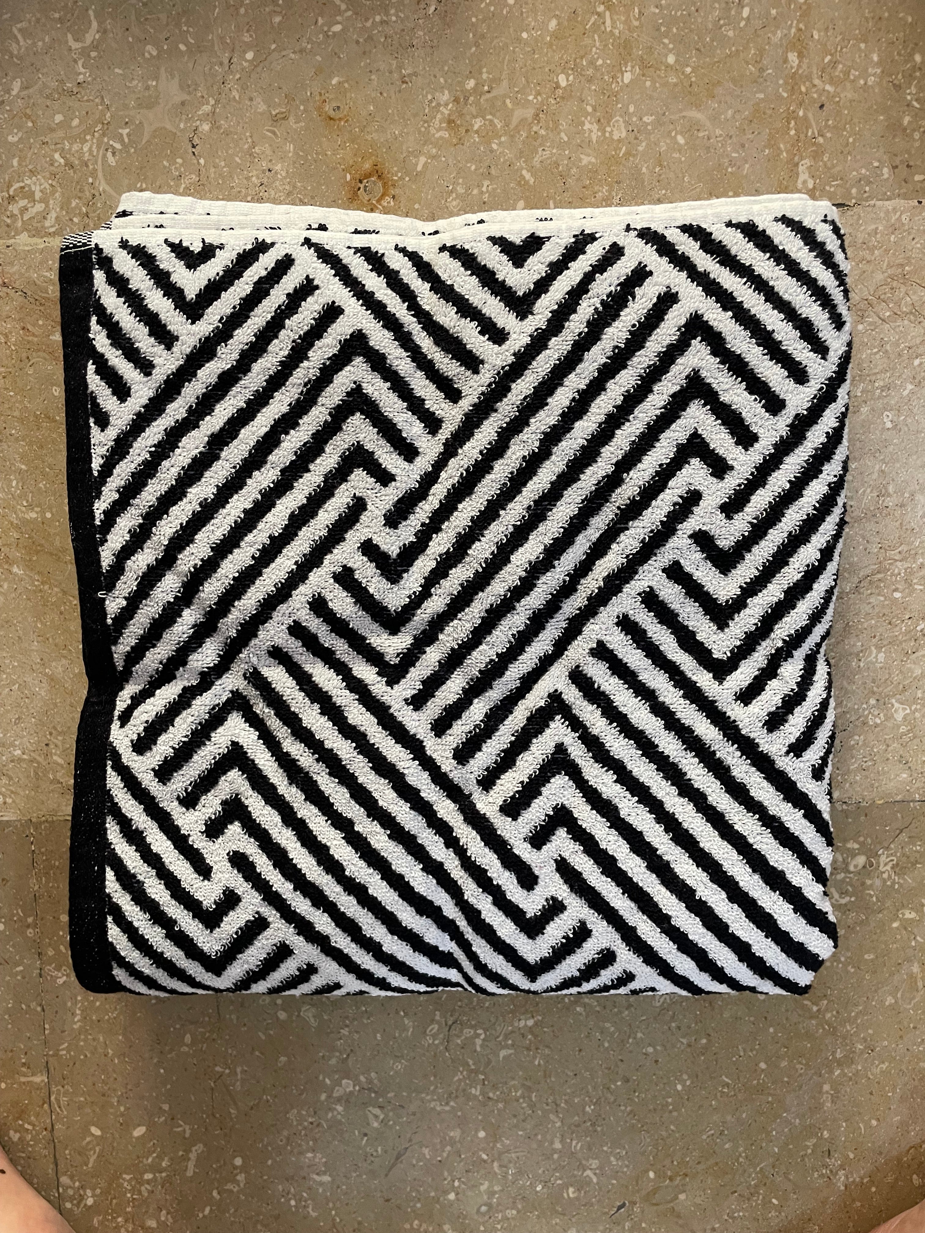 Nishat Export Quality Towel (Pack of 2)