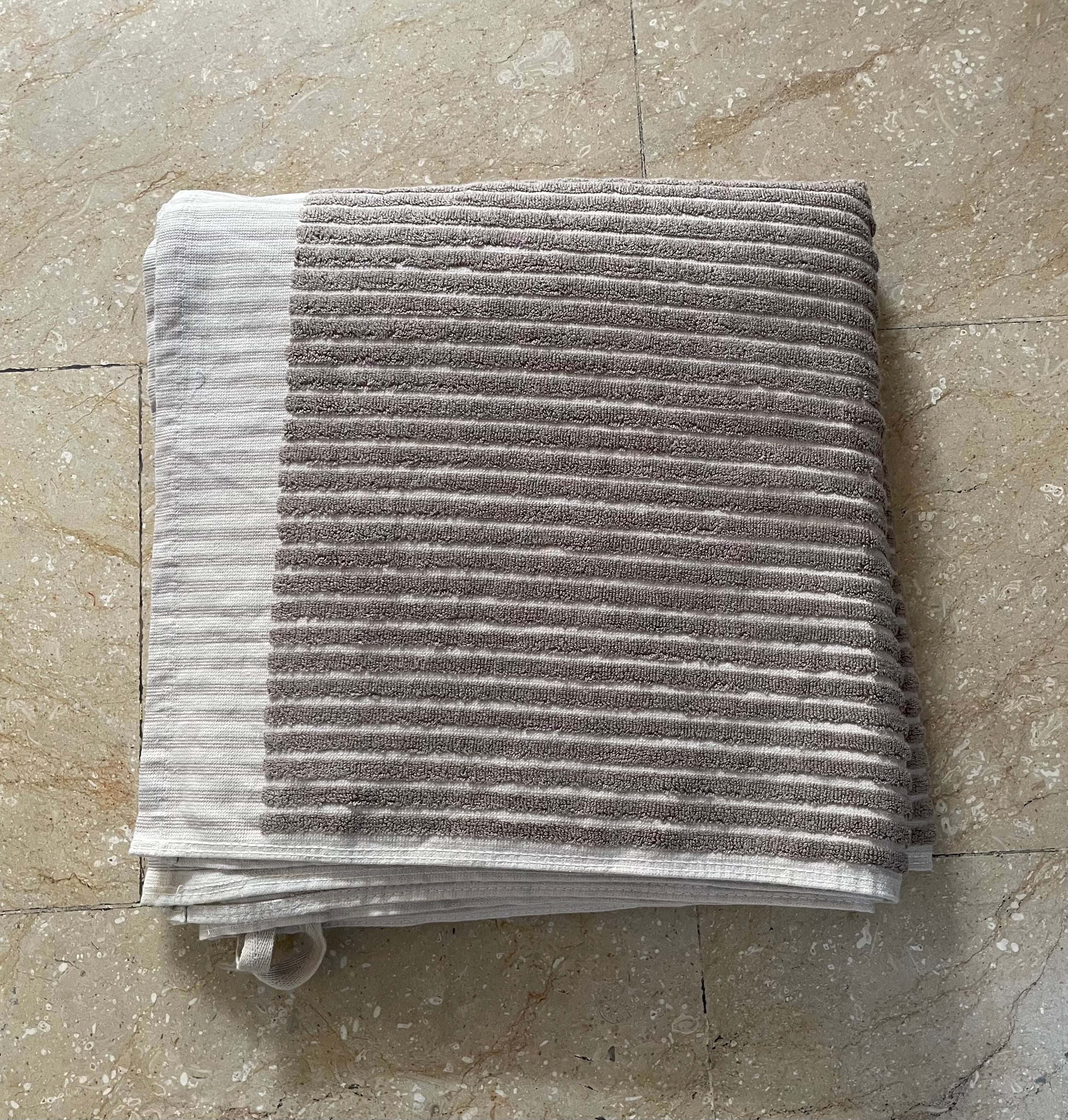 Nishat Export Quality Towel (Pack of 2)