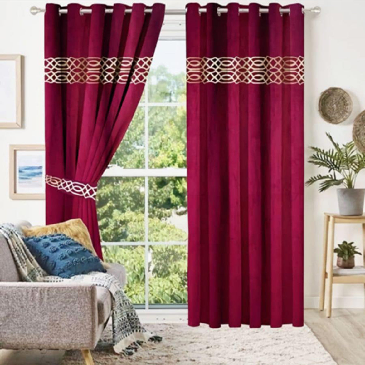 Luxury Velvet Curtains Front Border
