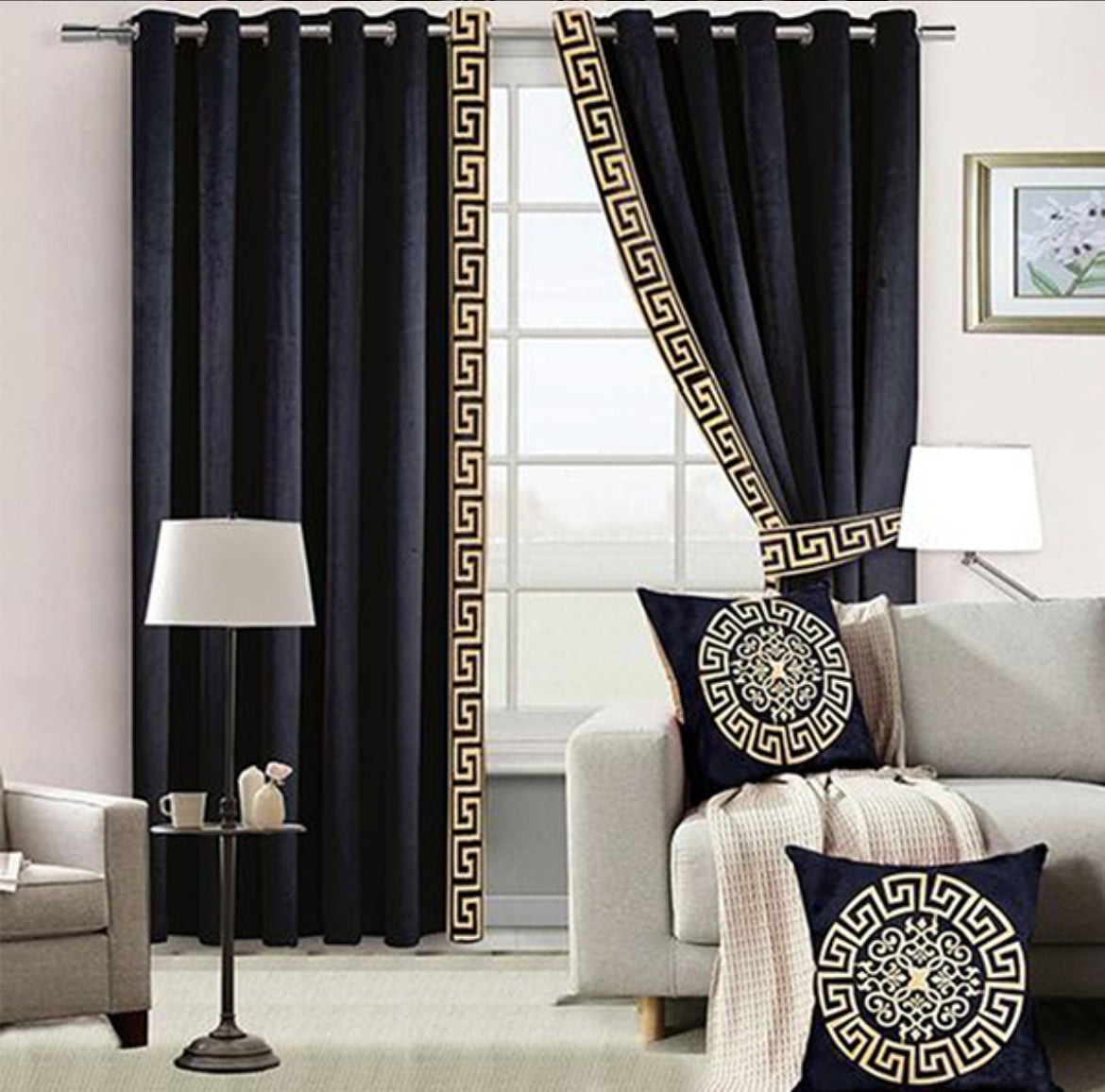 Luxury Velvet Curtains Side Border