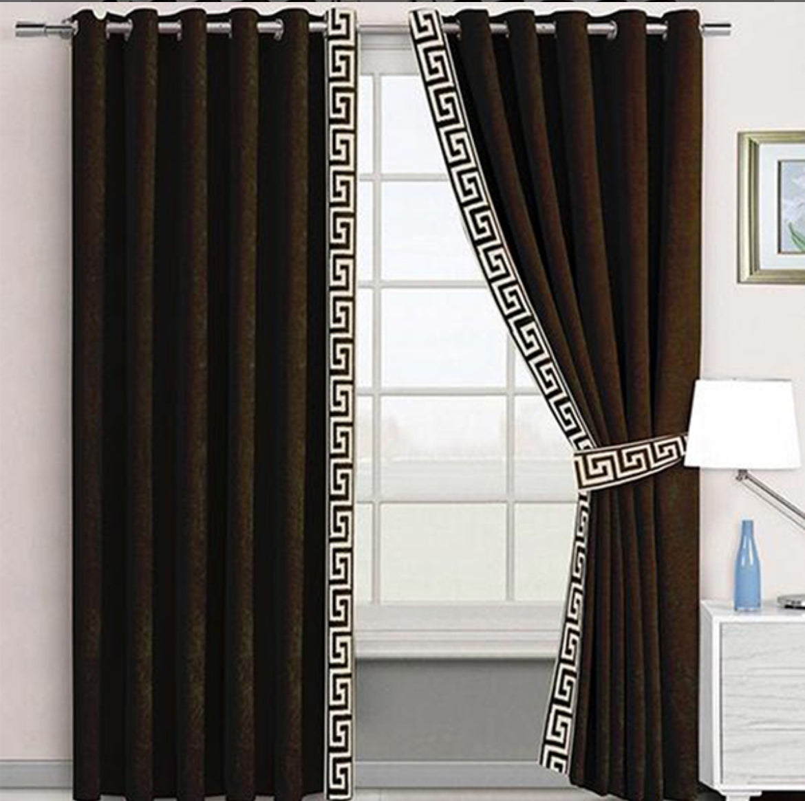 Luxury Velvet Curtains Side Border