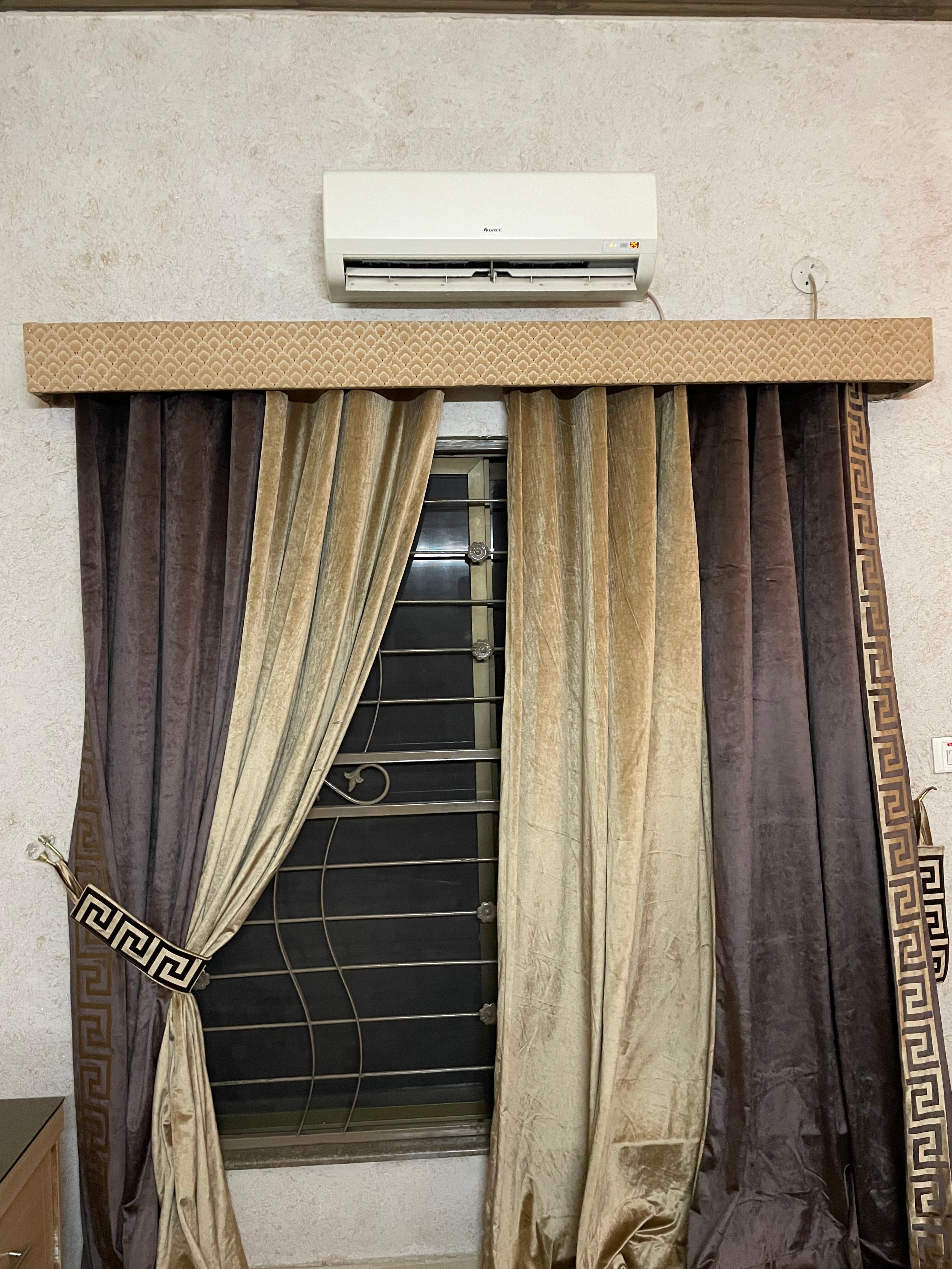 Luxury Velvet Curtains Side Border double tone