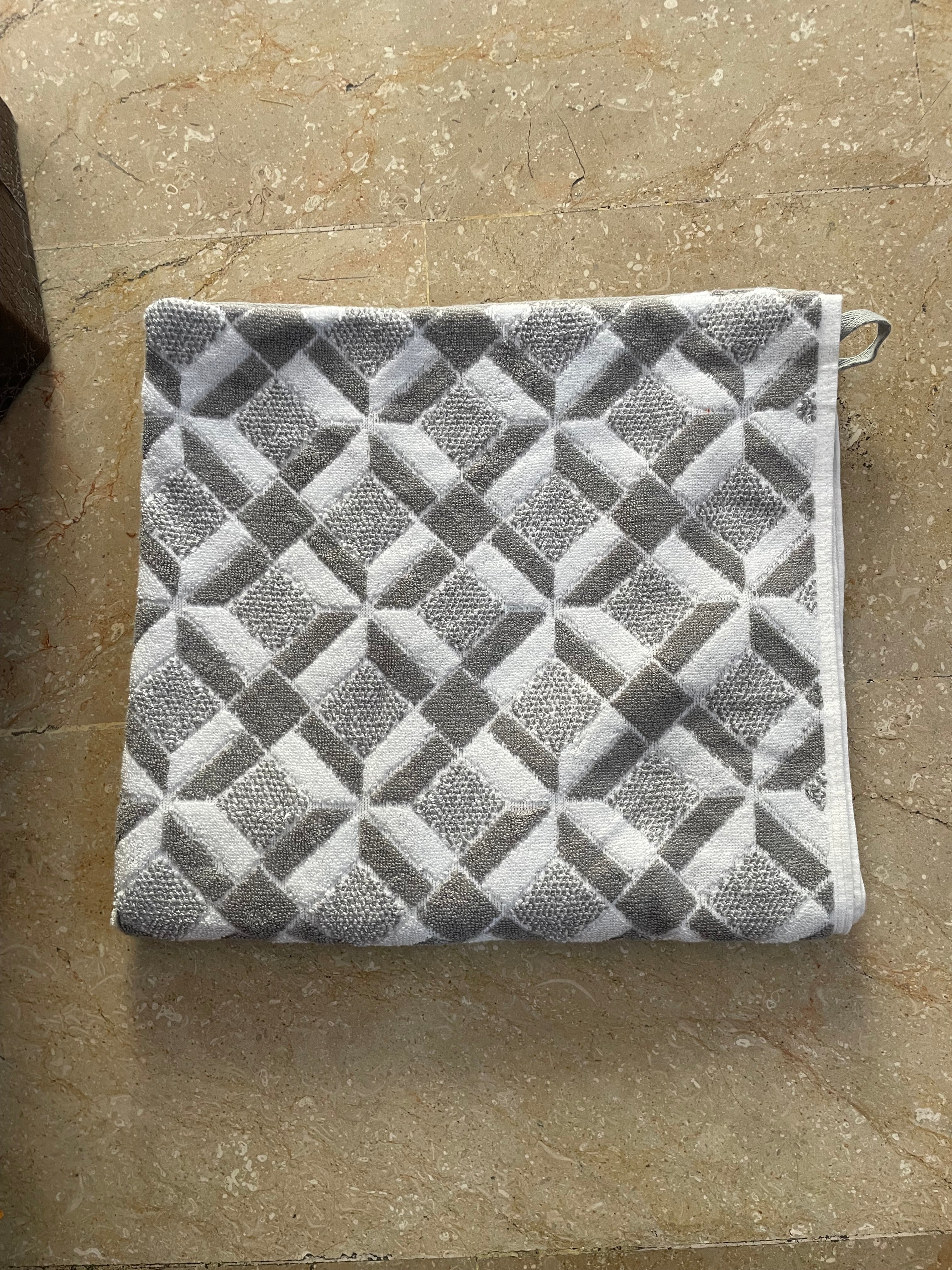 Nishat Export Quality Towel (Pack of 1)