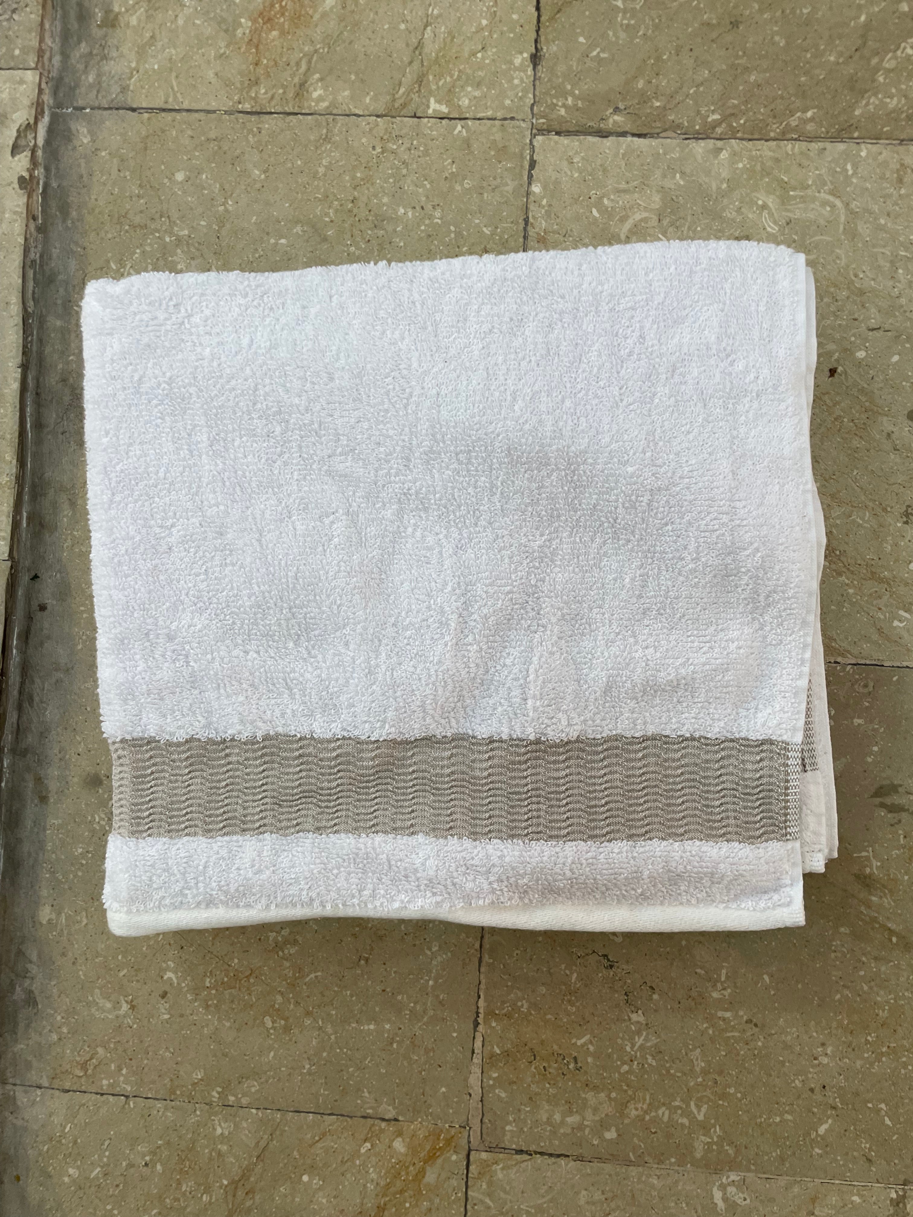 Nishat Export Quality Towel (Pack of 1)