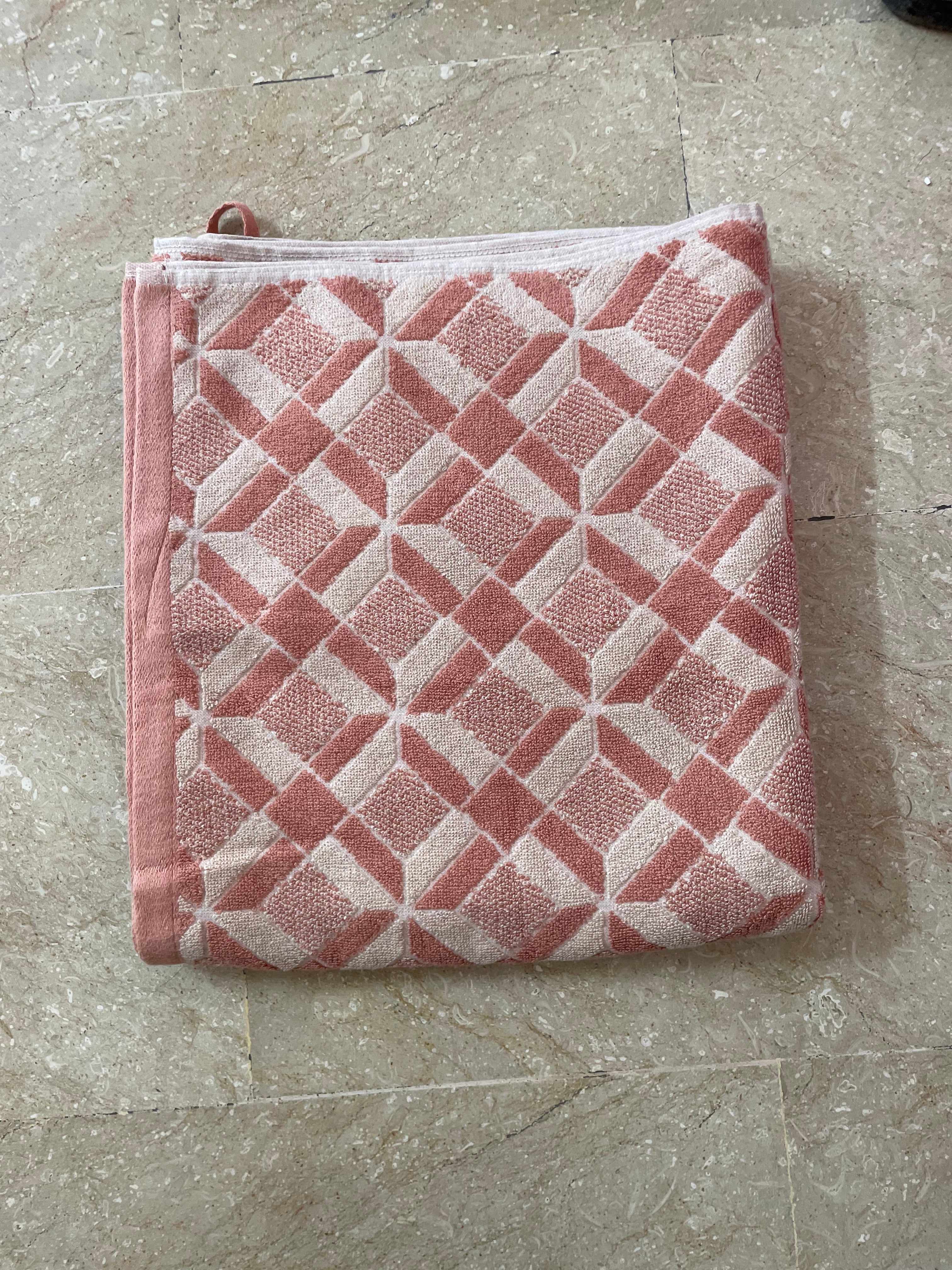 Nishat Export Quality Towel (Pack of 1)