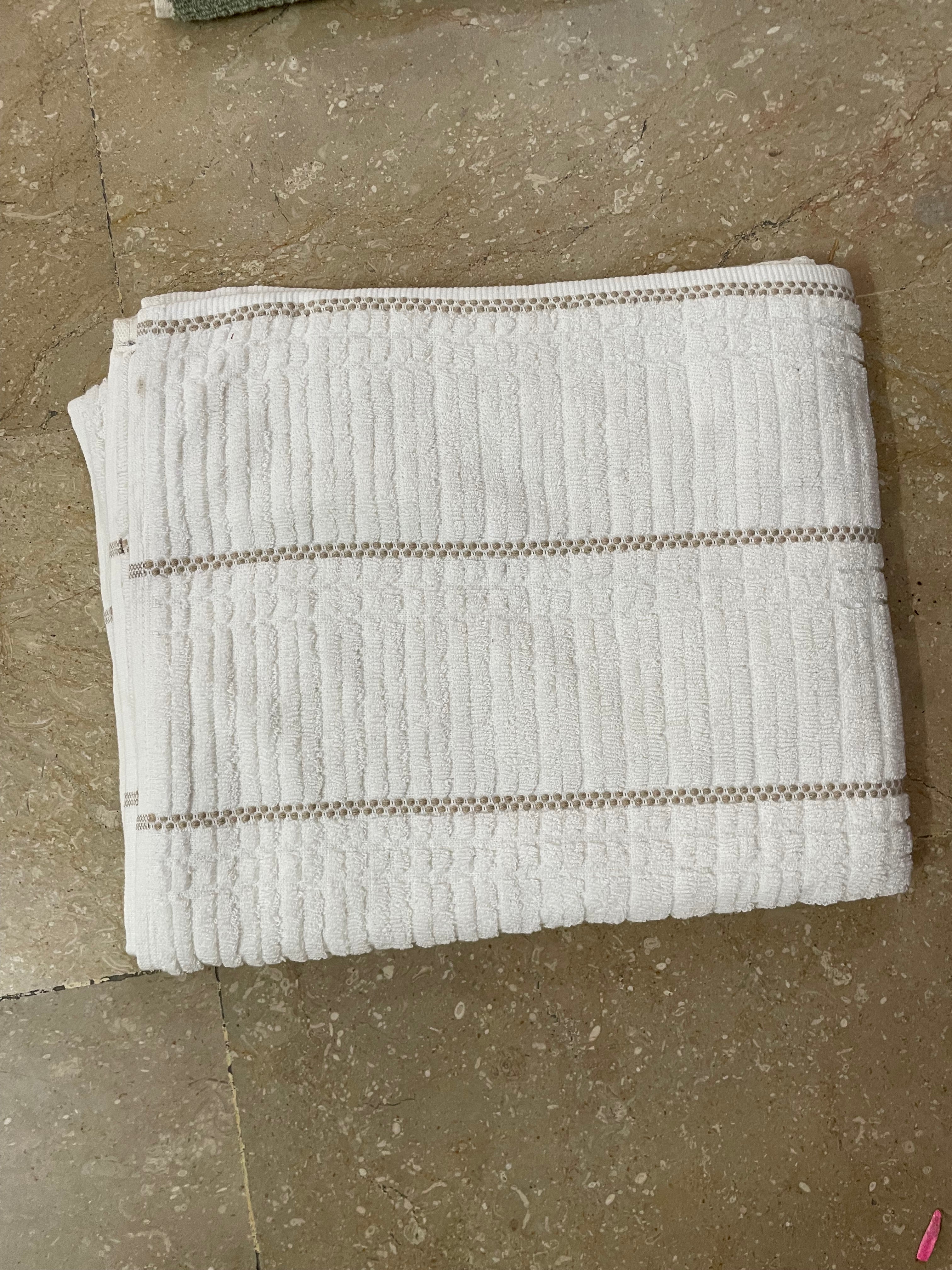 Nishat Export Quality Towel (Pack of 1)
