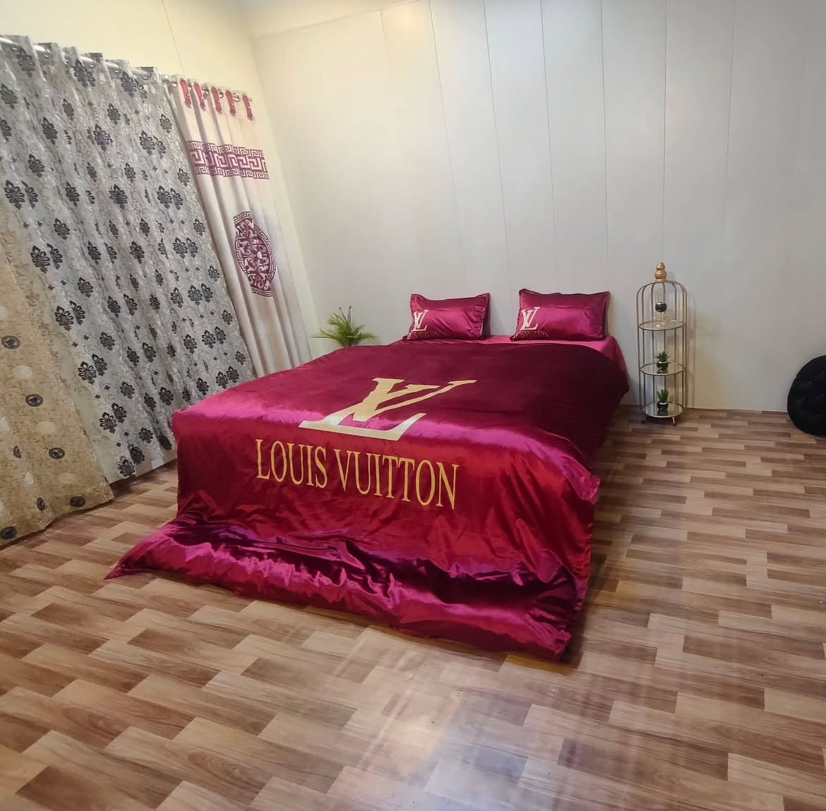 8 PC Louis Vuitton Velvet Bridal Duvet Set