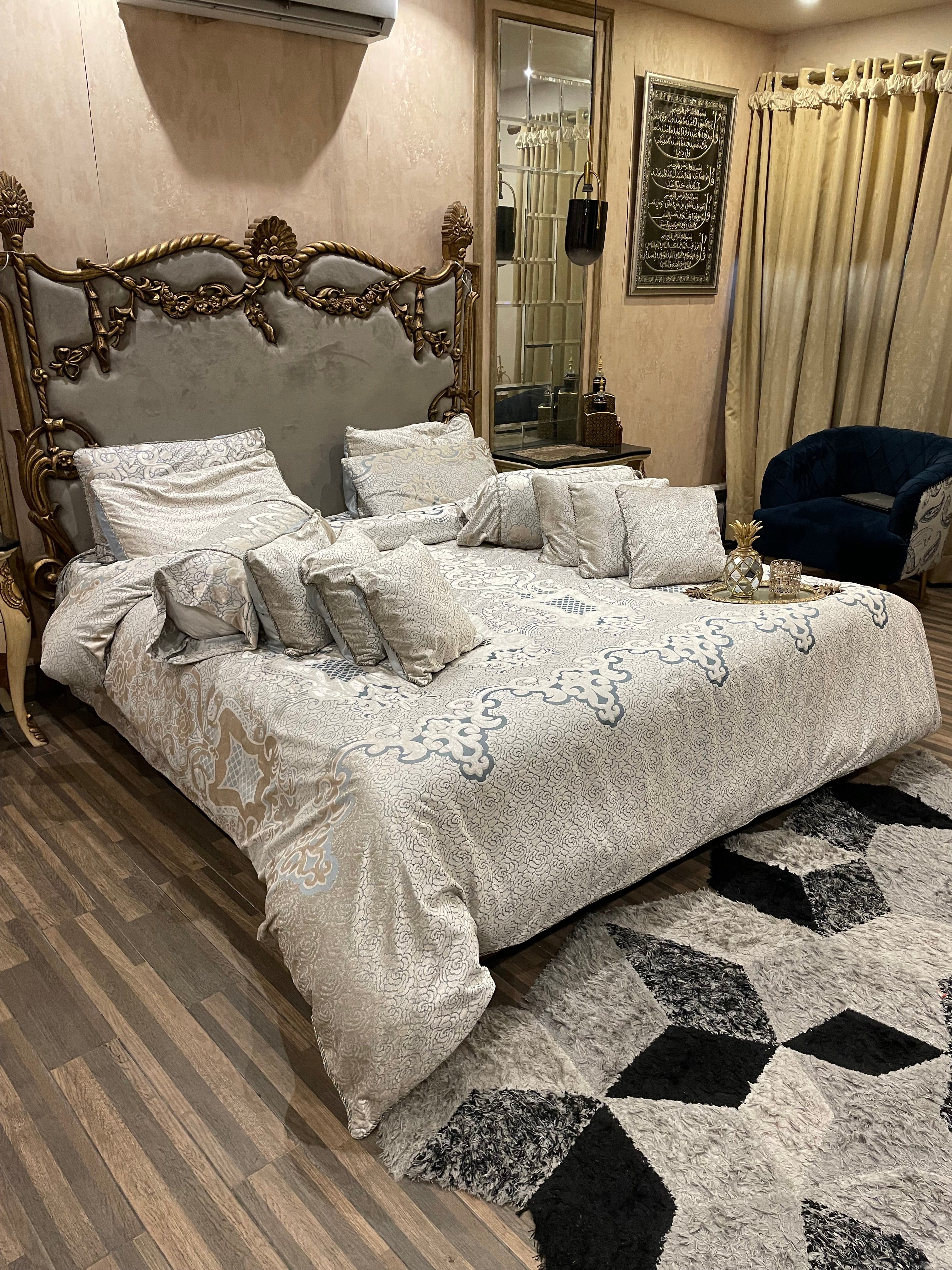 1️⃣4️⃣ piece bridal Palashi Duvet Cover (with/without Filling) Set