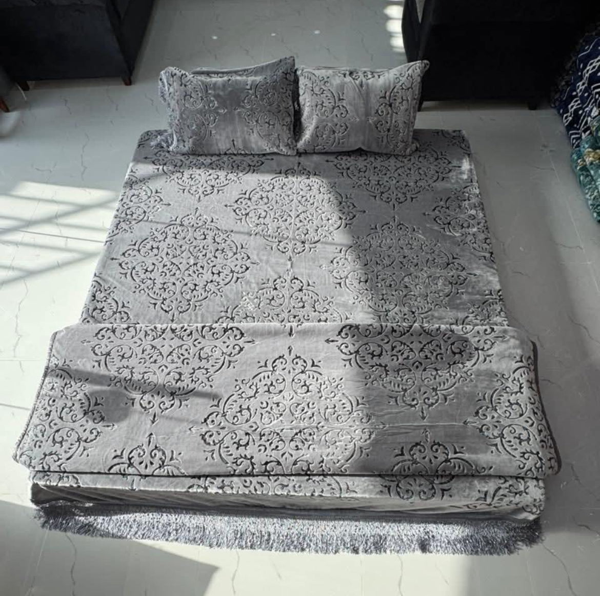 4️⃣ PC Universal BLANKET/KAMBLE