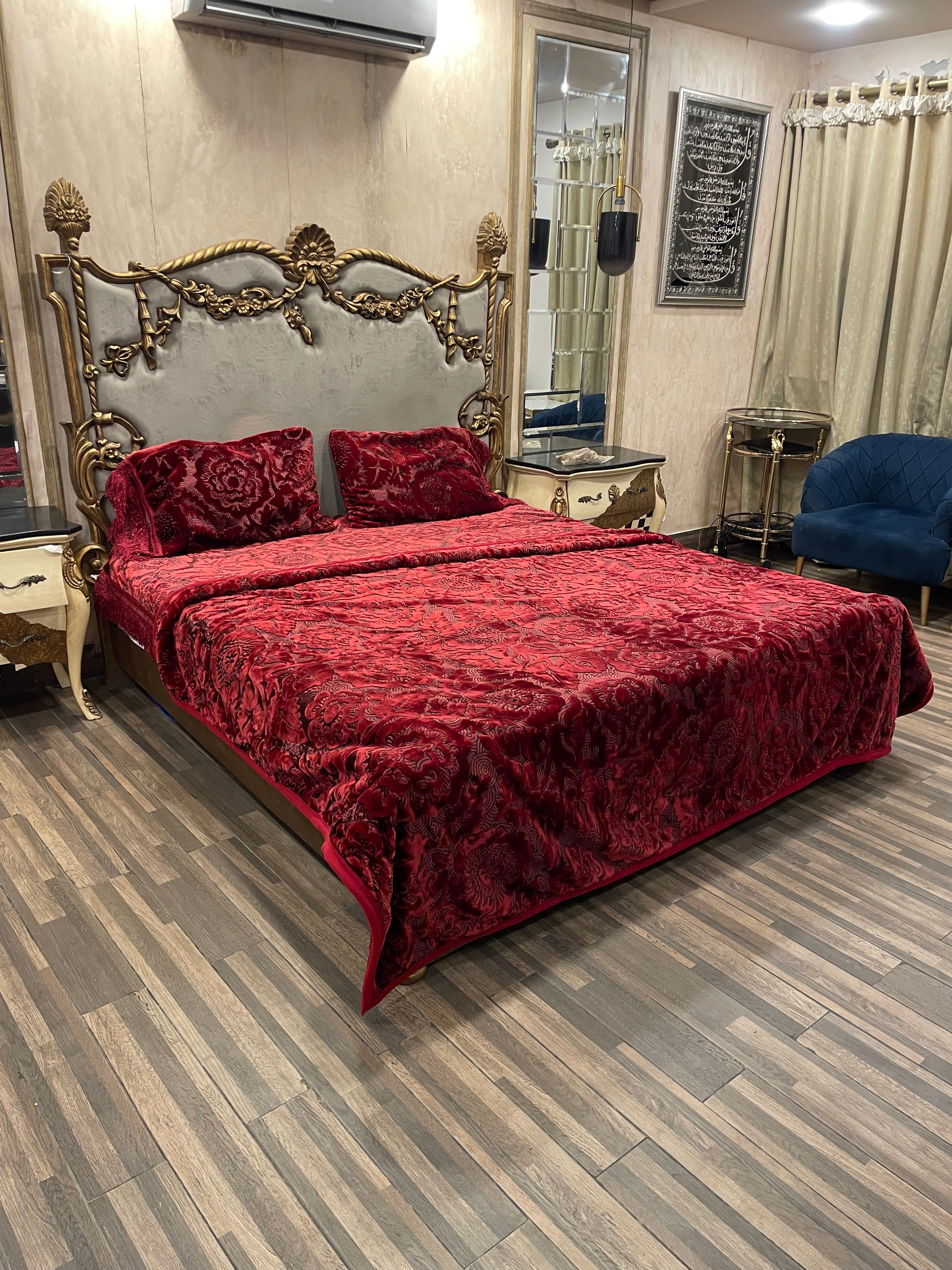 4️⃣ PC Super Classic BLANKET/KAMBLE