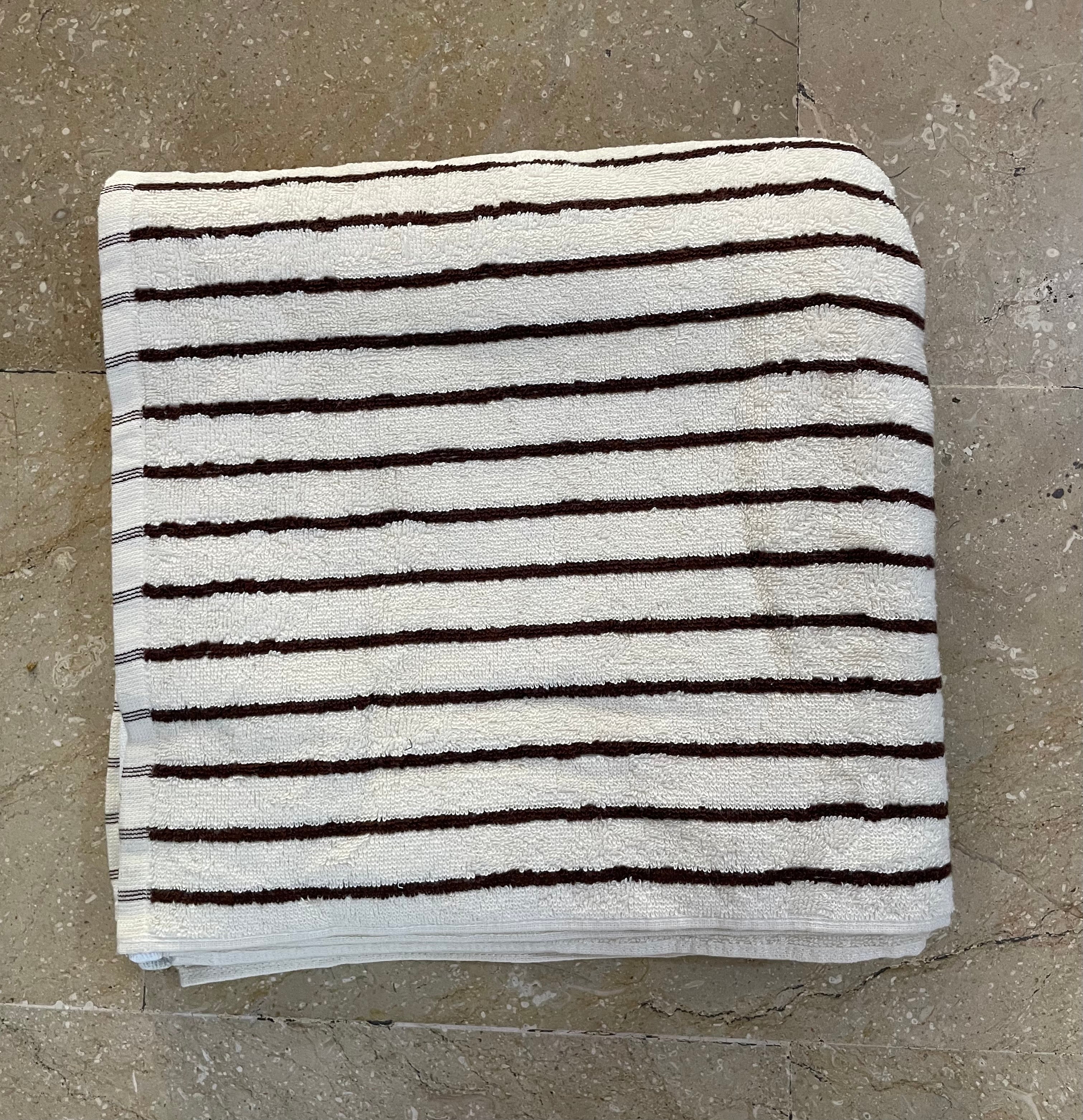 Nishat Export Quality Towel (Pack of 2)