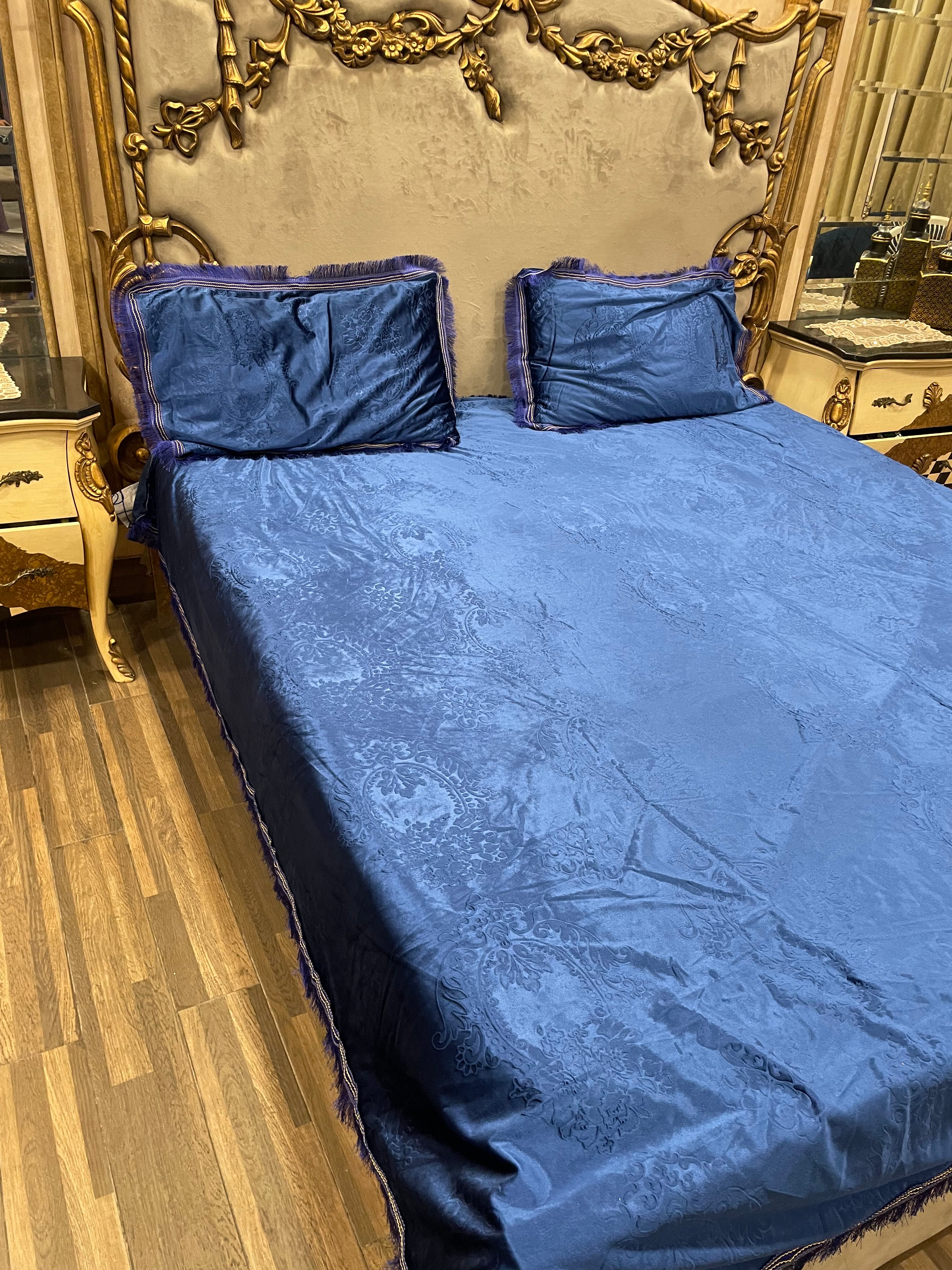 3️⃣PC velvet emboss self BEDSHEET