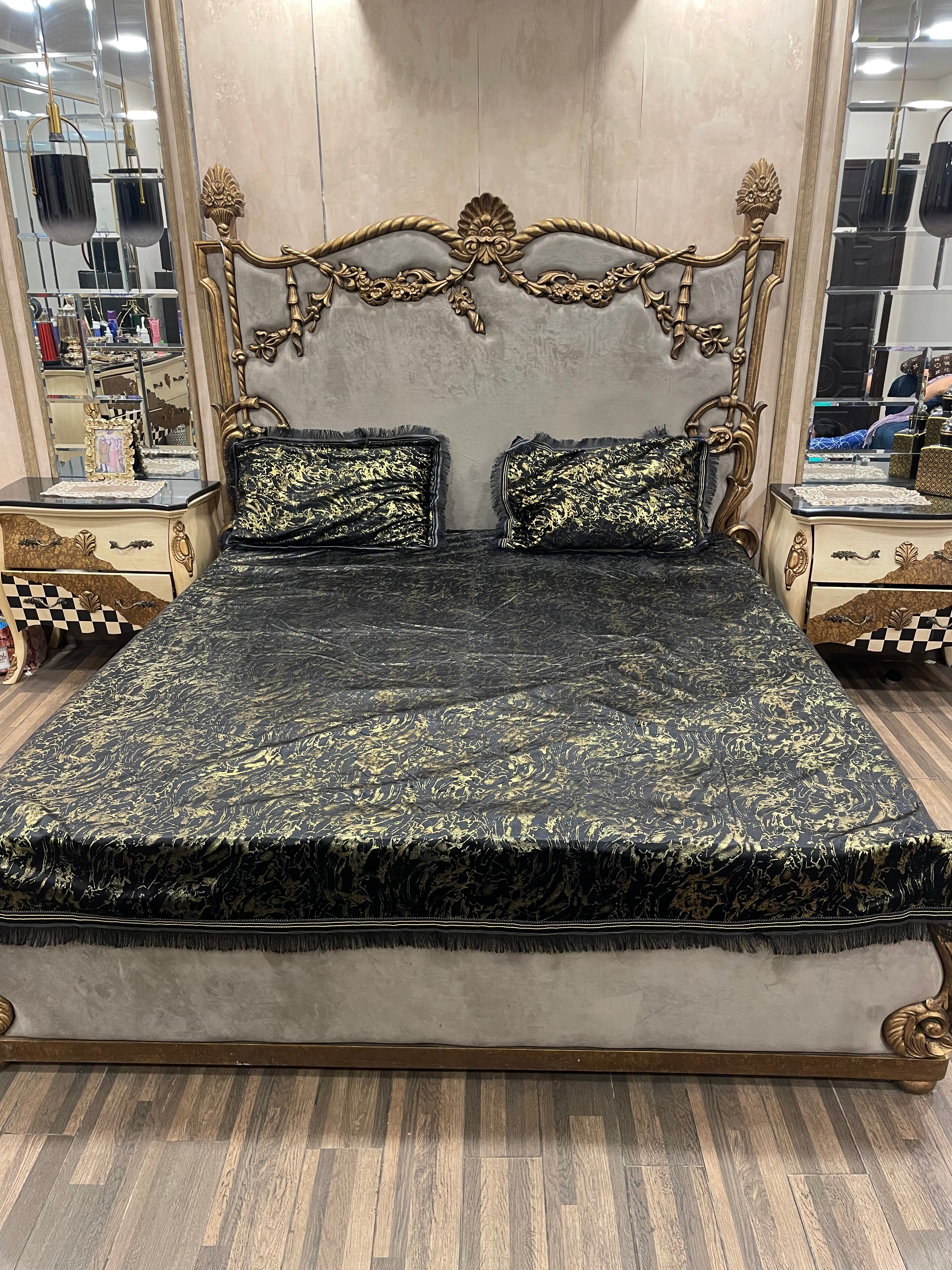 3️⃣PC  texture velvet BEDSHEET