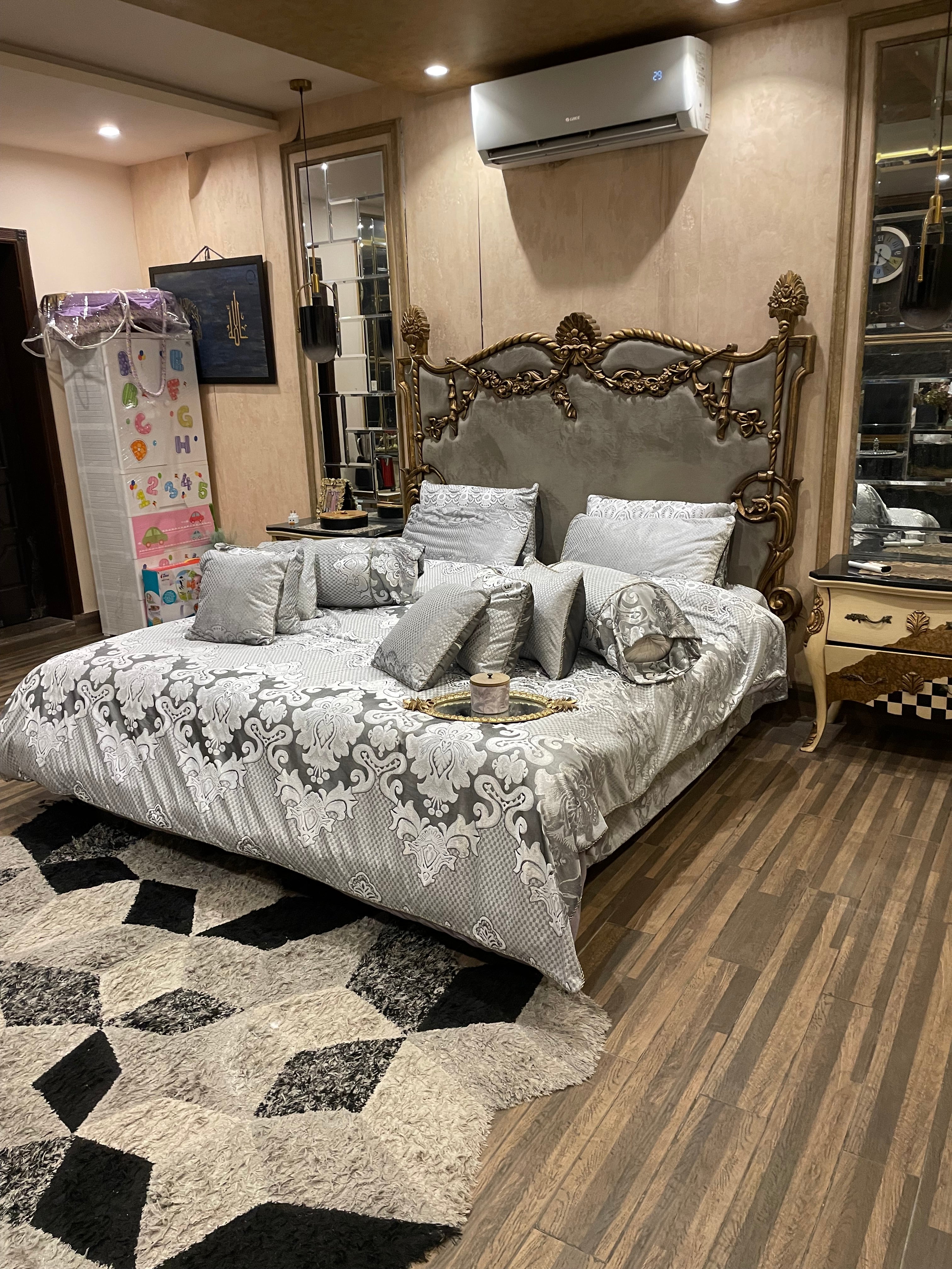 1️⃣4️⃣ piece bridal Palashi Duvet Cover (with/without Filling) Set