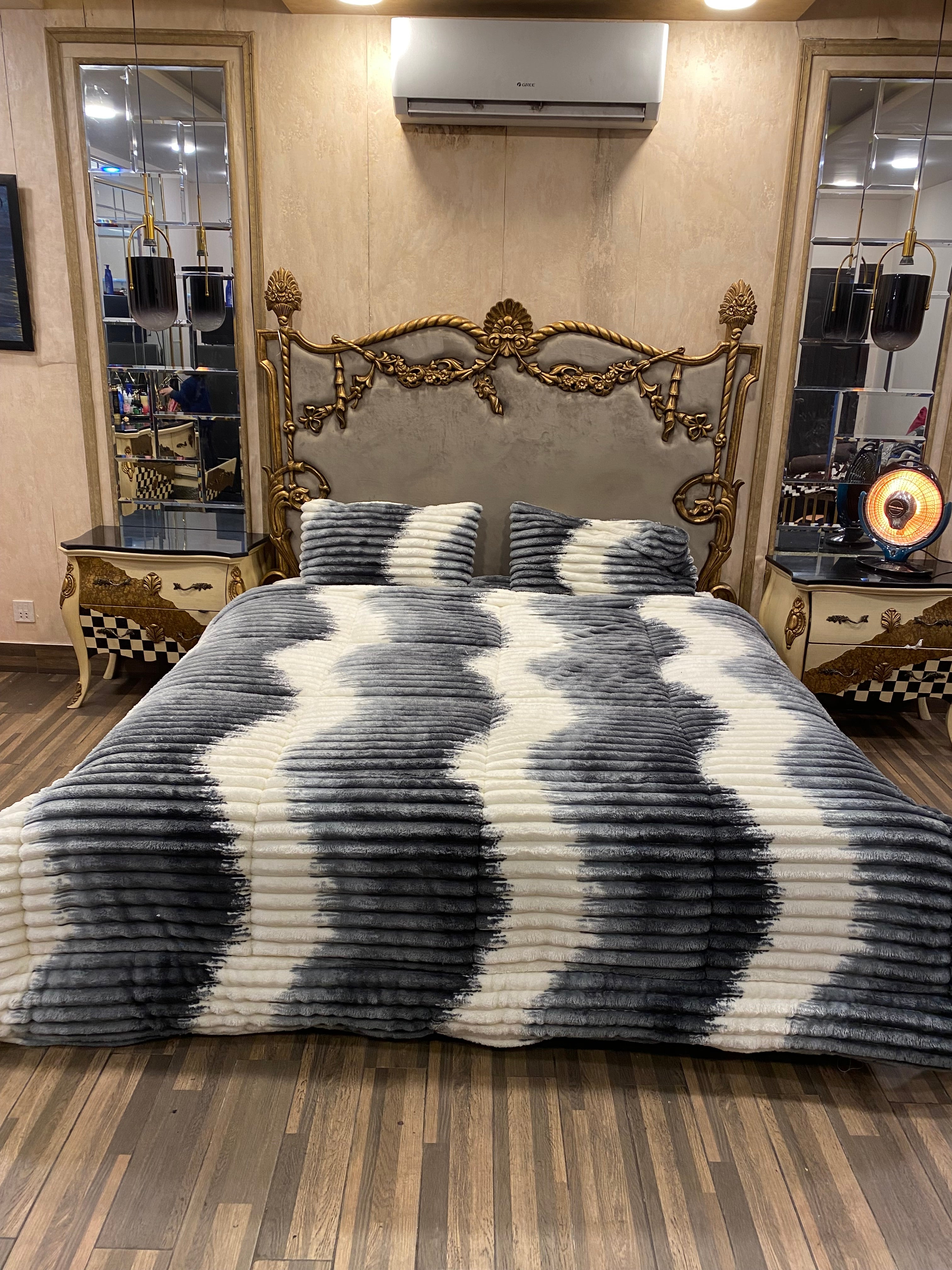 Deluxe  Gray 4️⃣PC Razai set