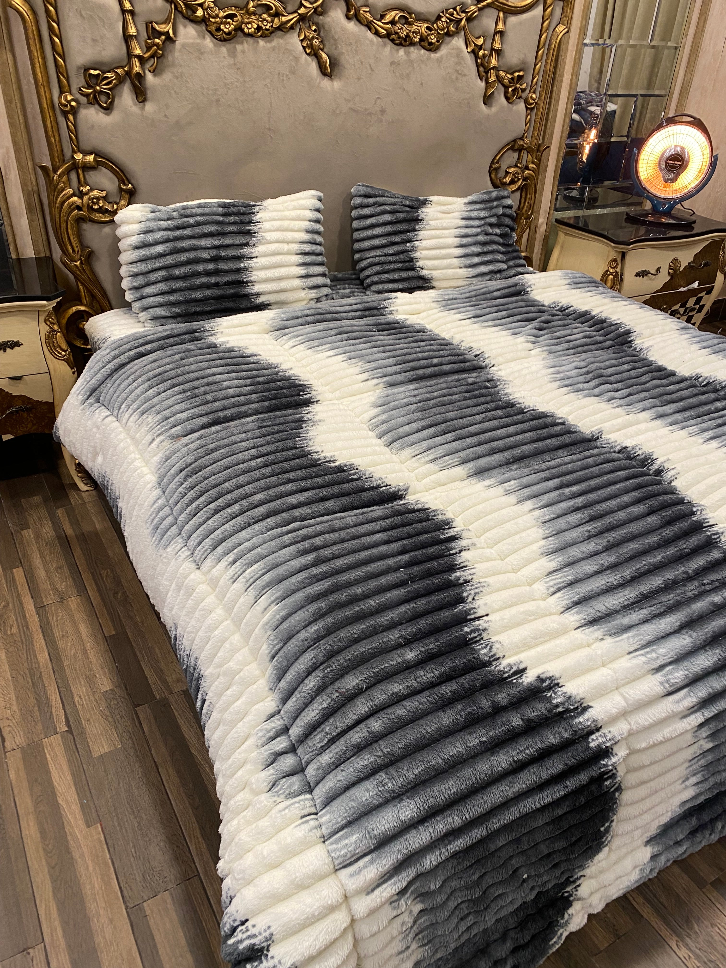 Deluxe  Gray 4️⃣PC Razai set