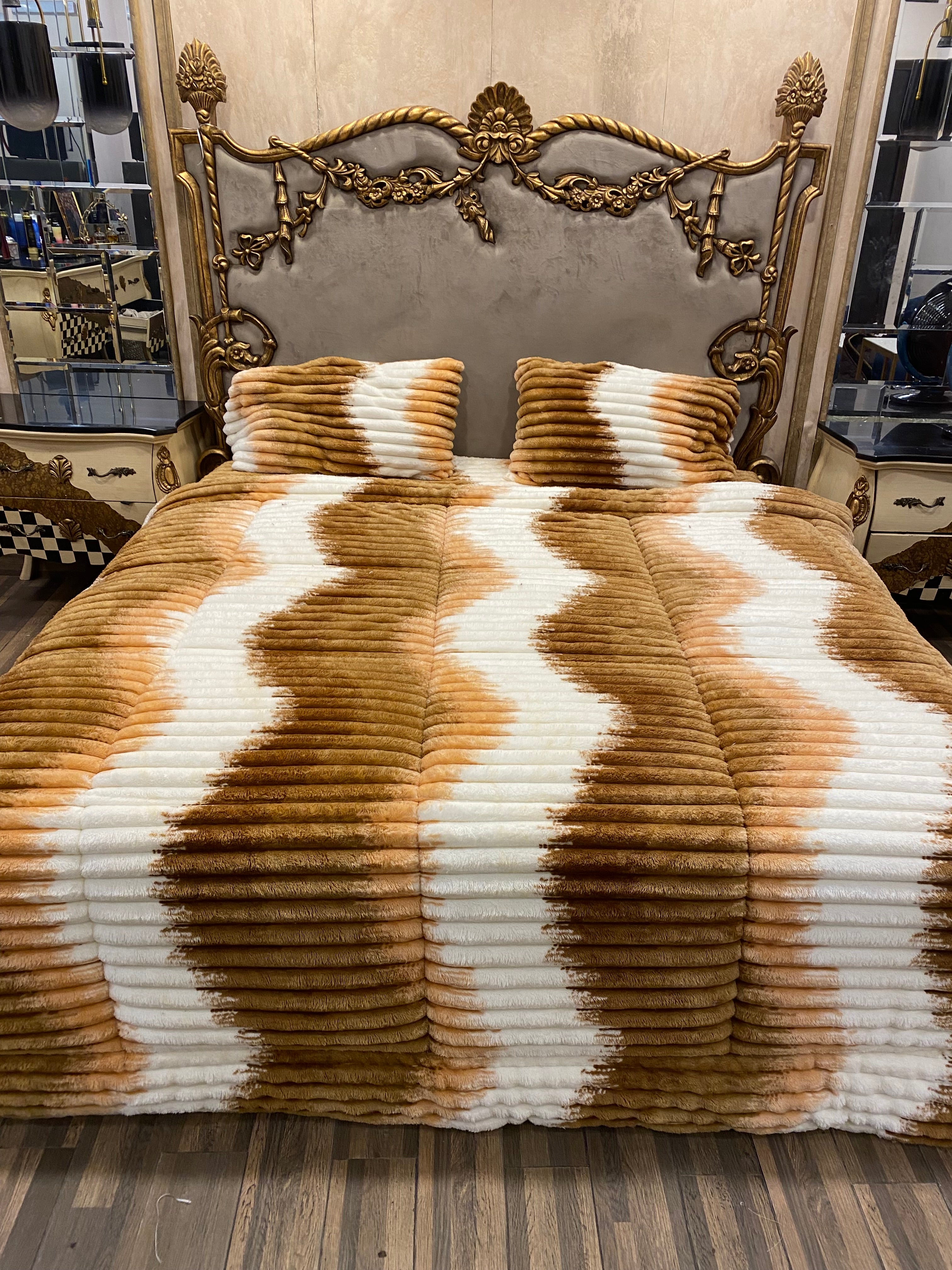 Deluxe Light Brown 4️⃣PC Razai set