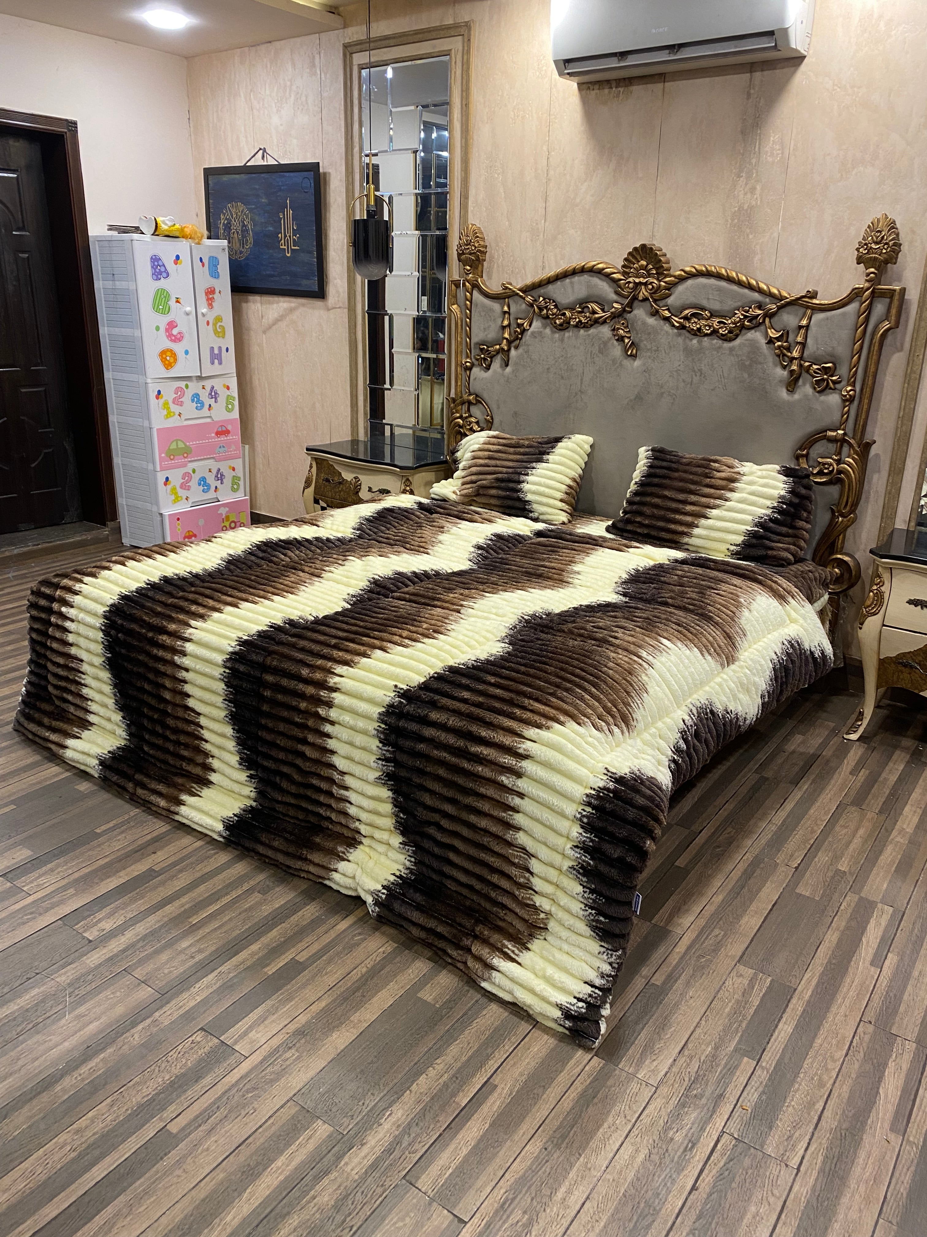 Deluxe Dark Brown 4️⃣PC Razai set