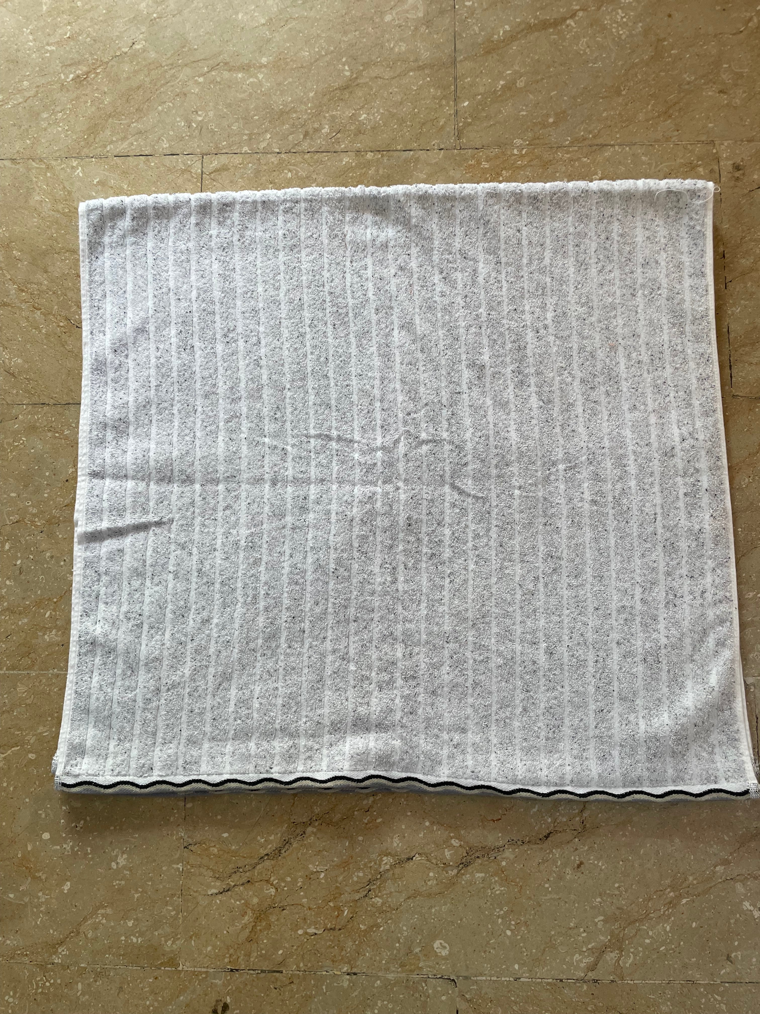 Nishat Export Quality Towel (Pack of 2)