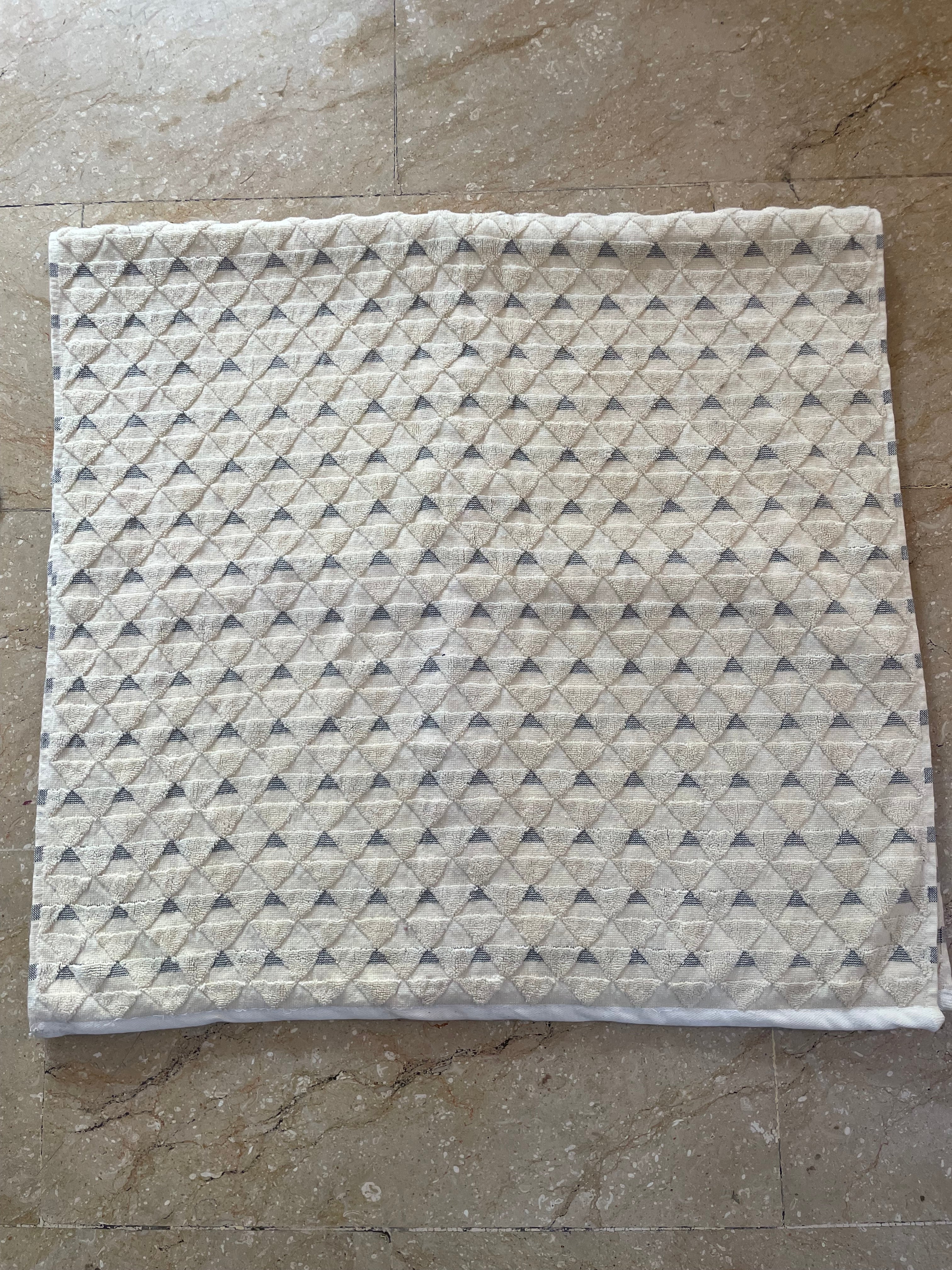 Nishat Export Quality Towel (Pack of 2)