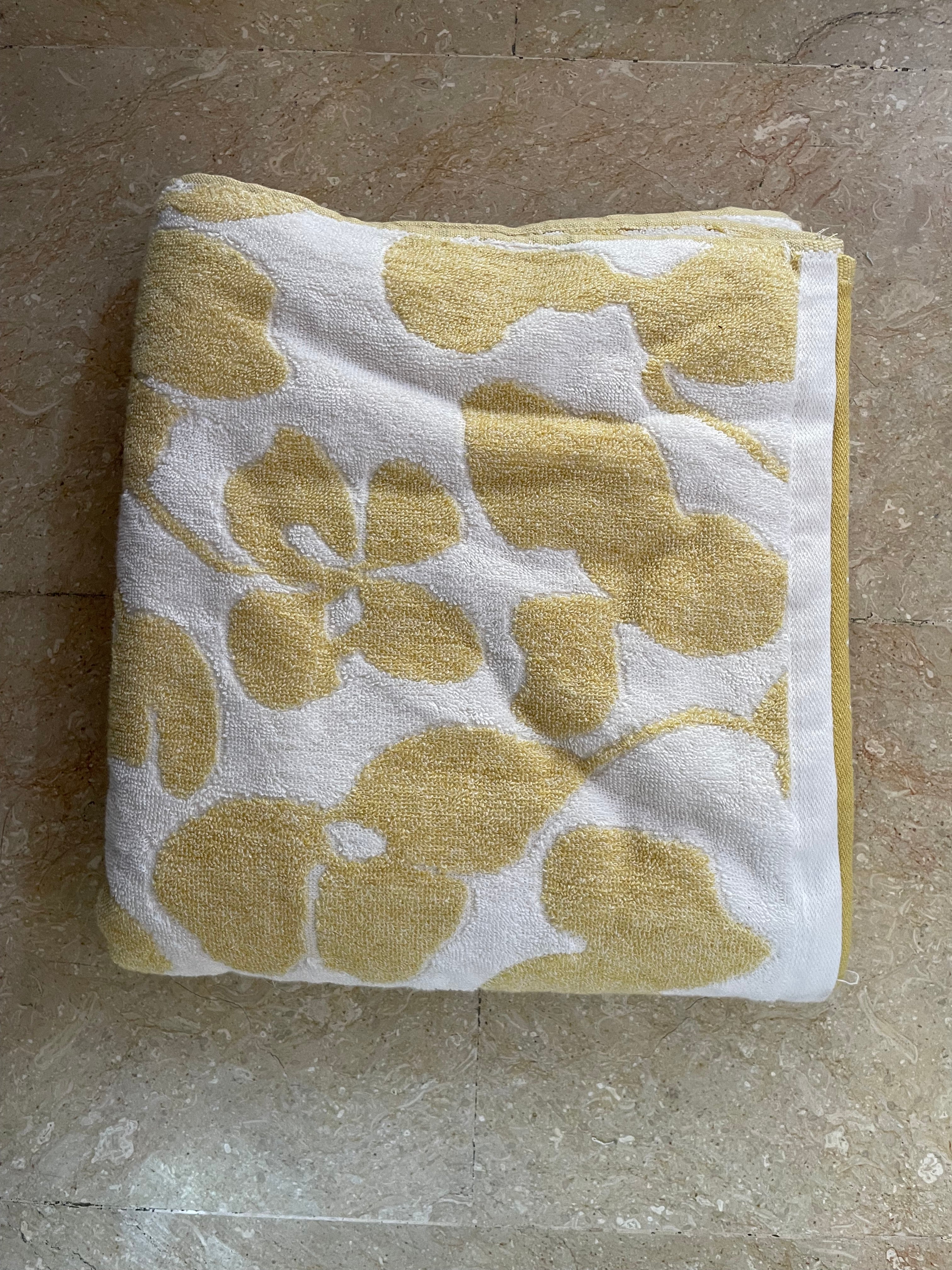 Nishat Export Quality Towel (Pack of 2)