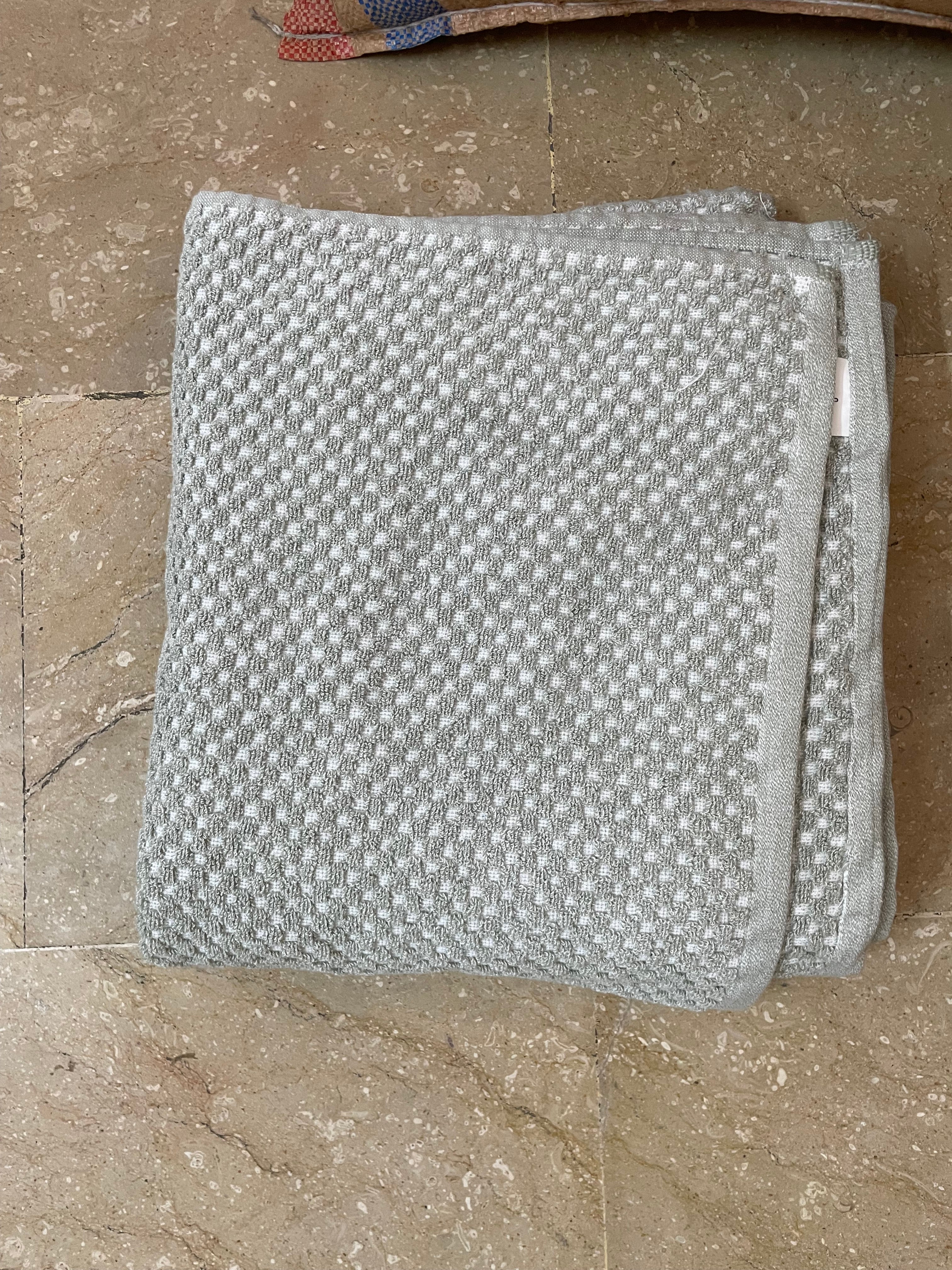 Nishat Export Quality Towel (Pack of 2)