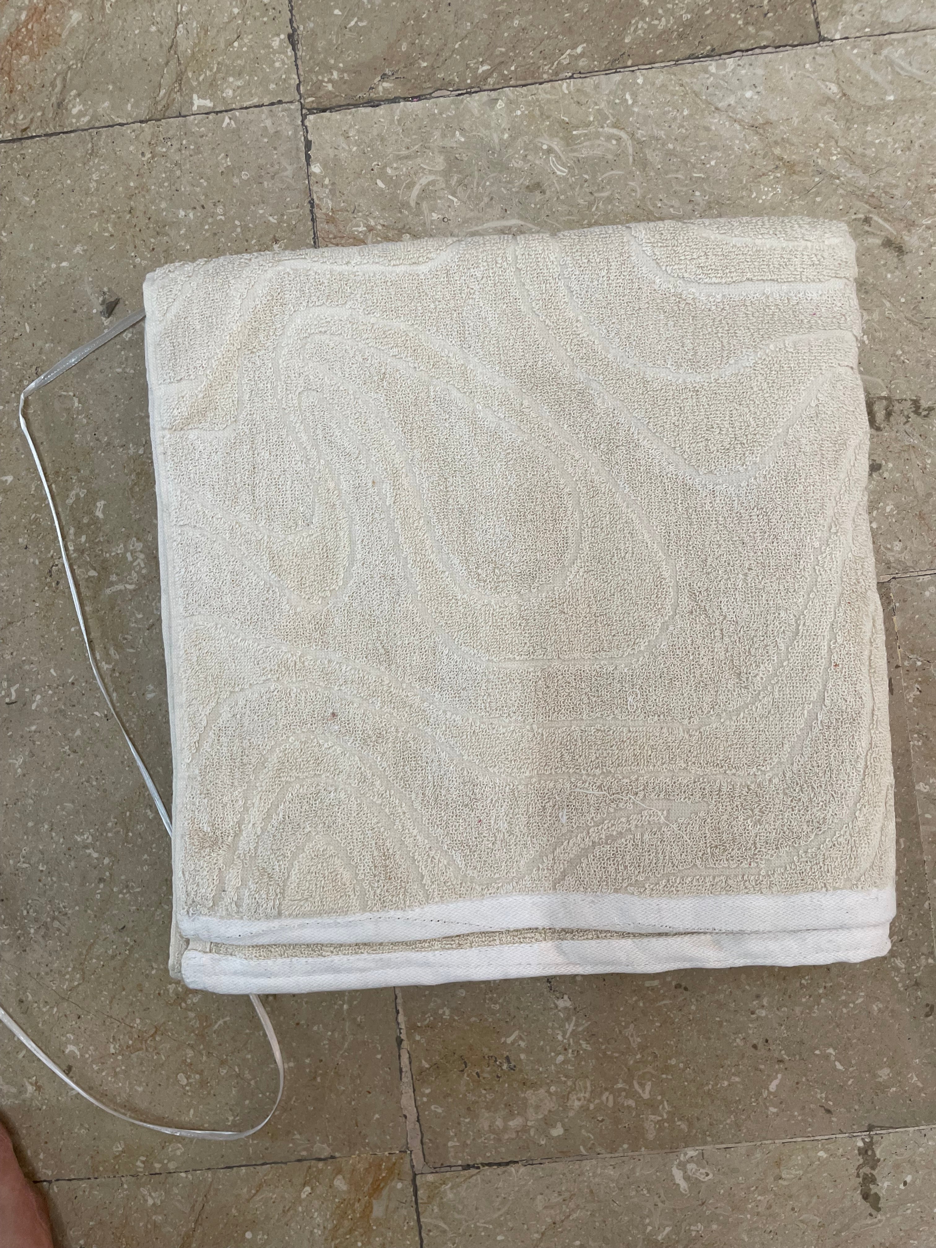 Nishat Export Quality Towel (Pack of 2)