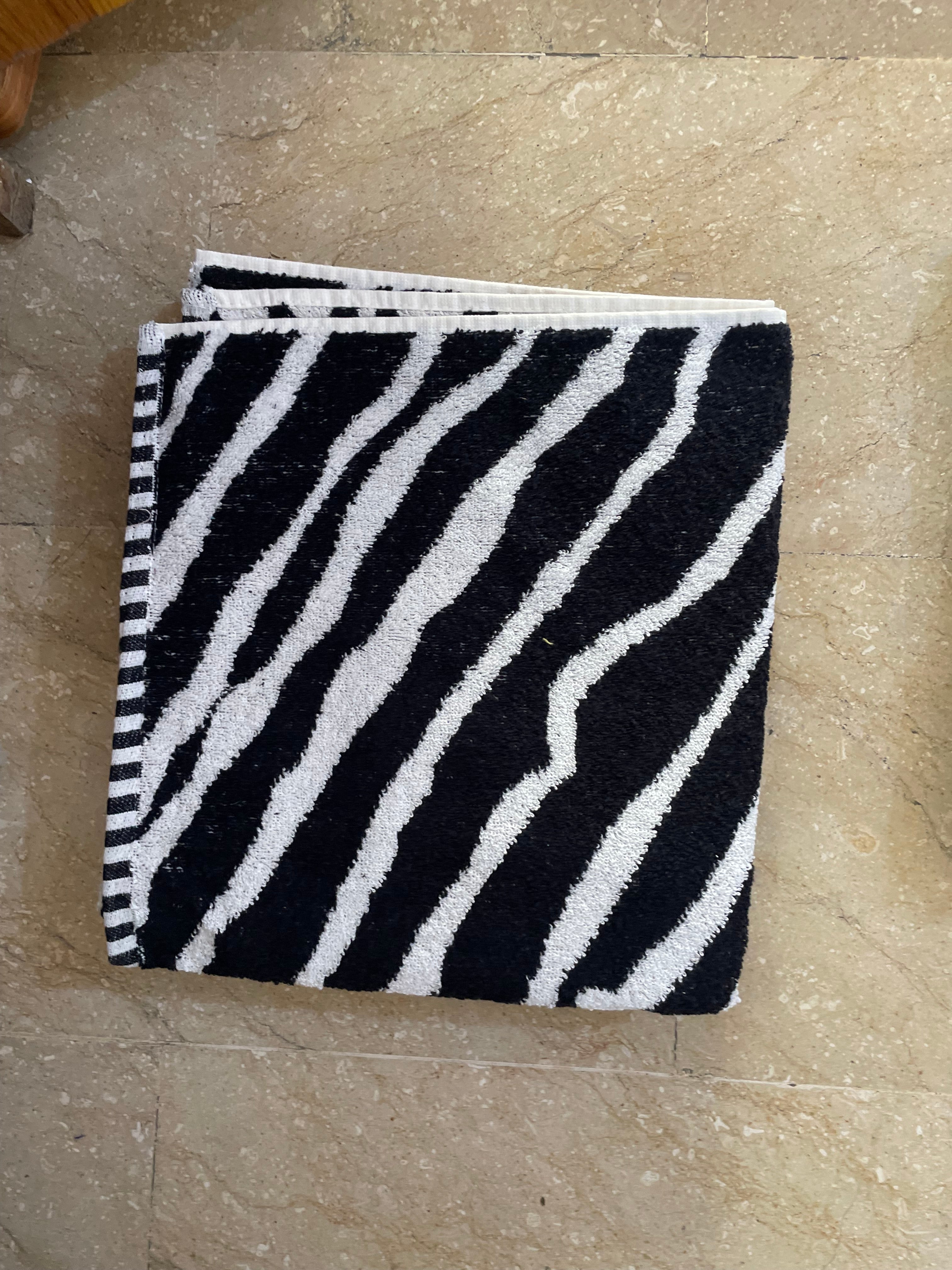 Nishat Export Quality Towel (Pack of 2)