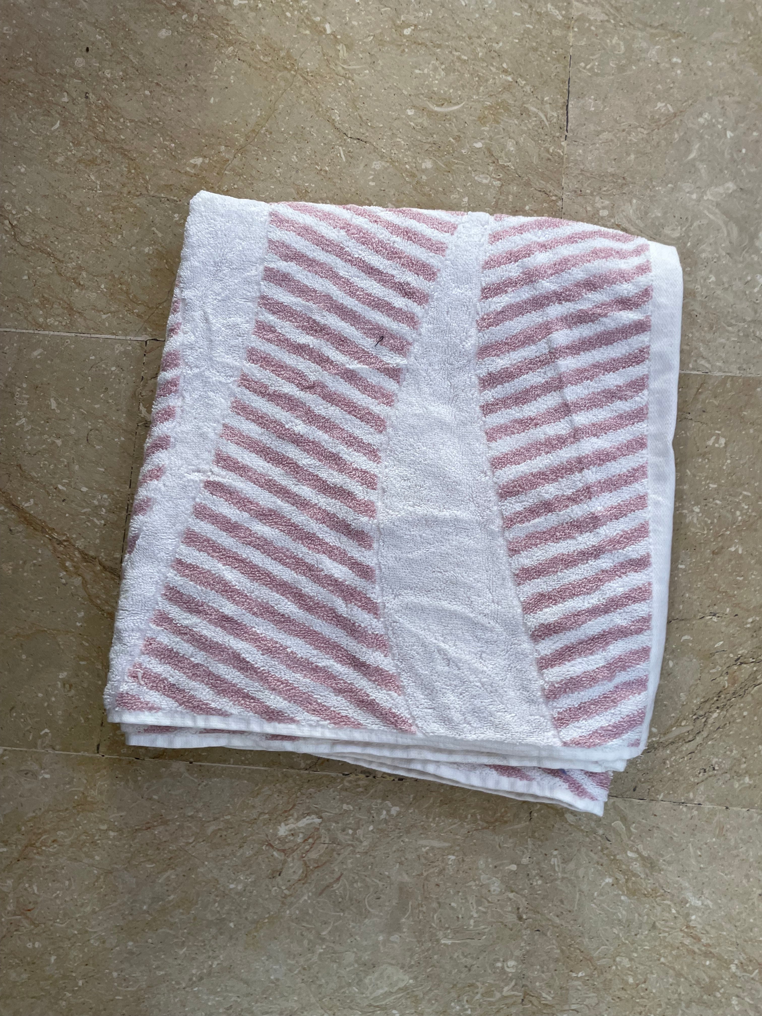 Nishat Export Quality Towel (Pack of 1)