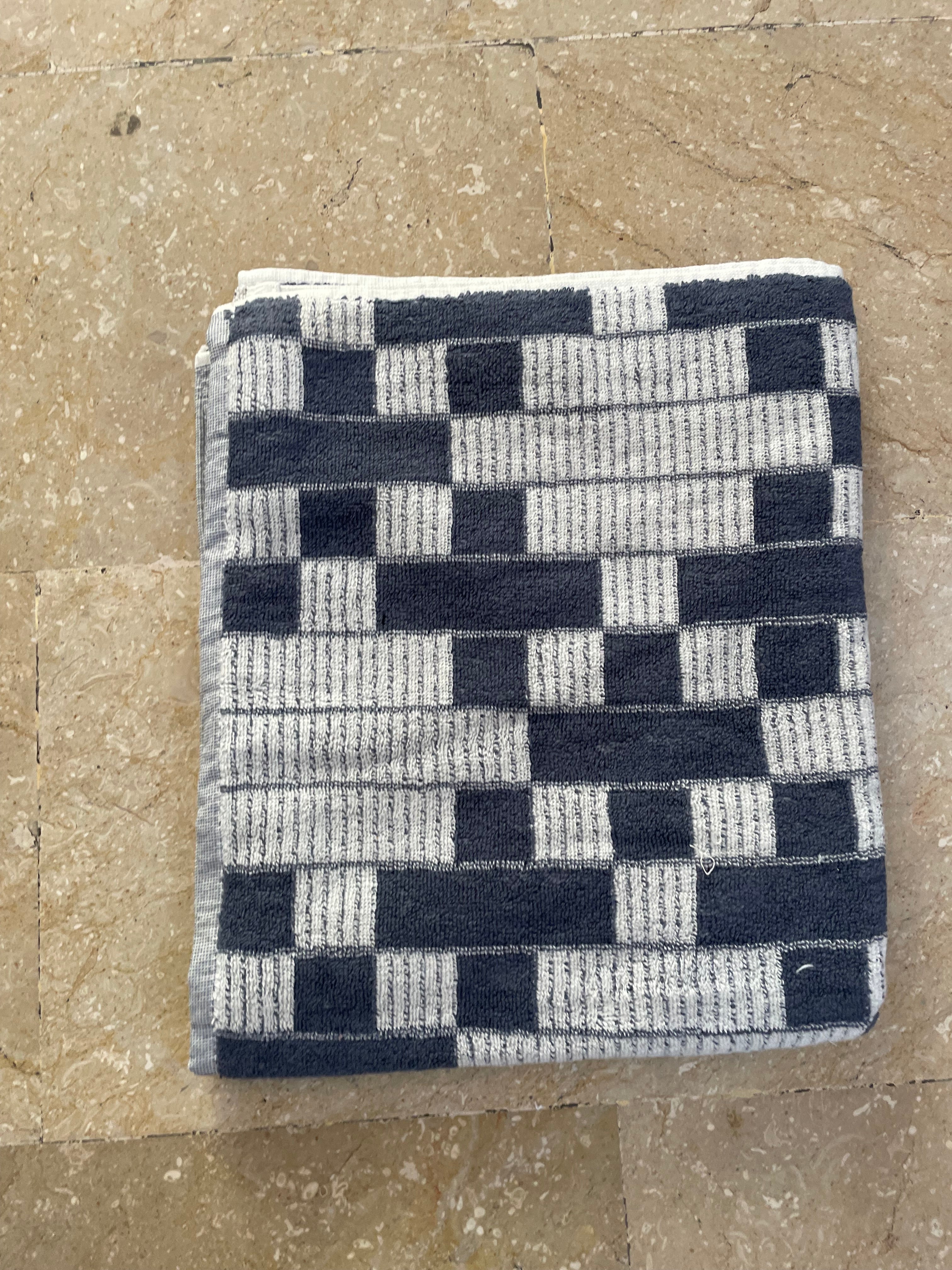 Nishat Export Quality Towel (Pack of 1)