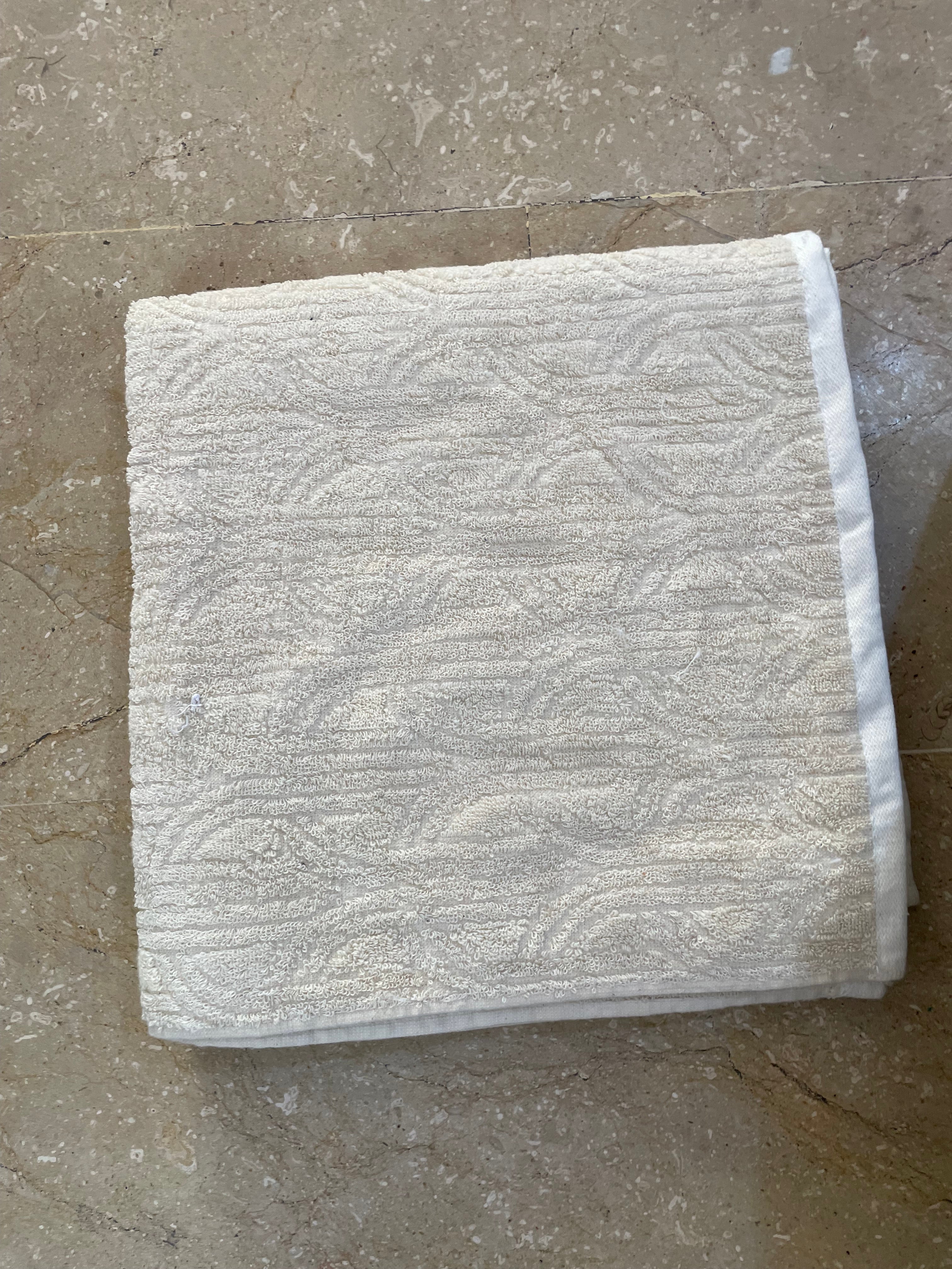 Nishat Export Quality Towel (Pack of 1)