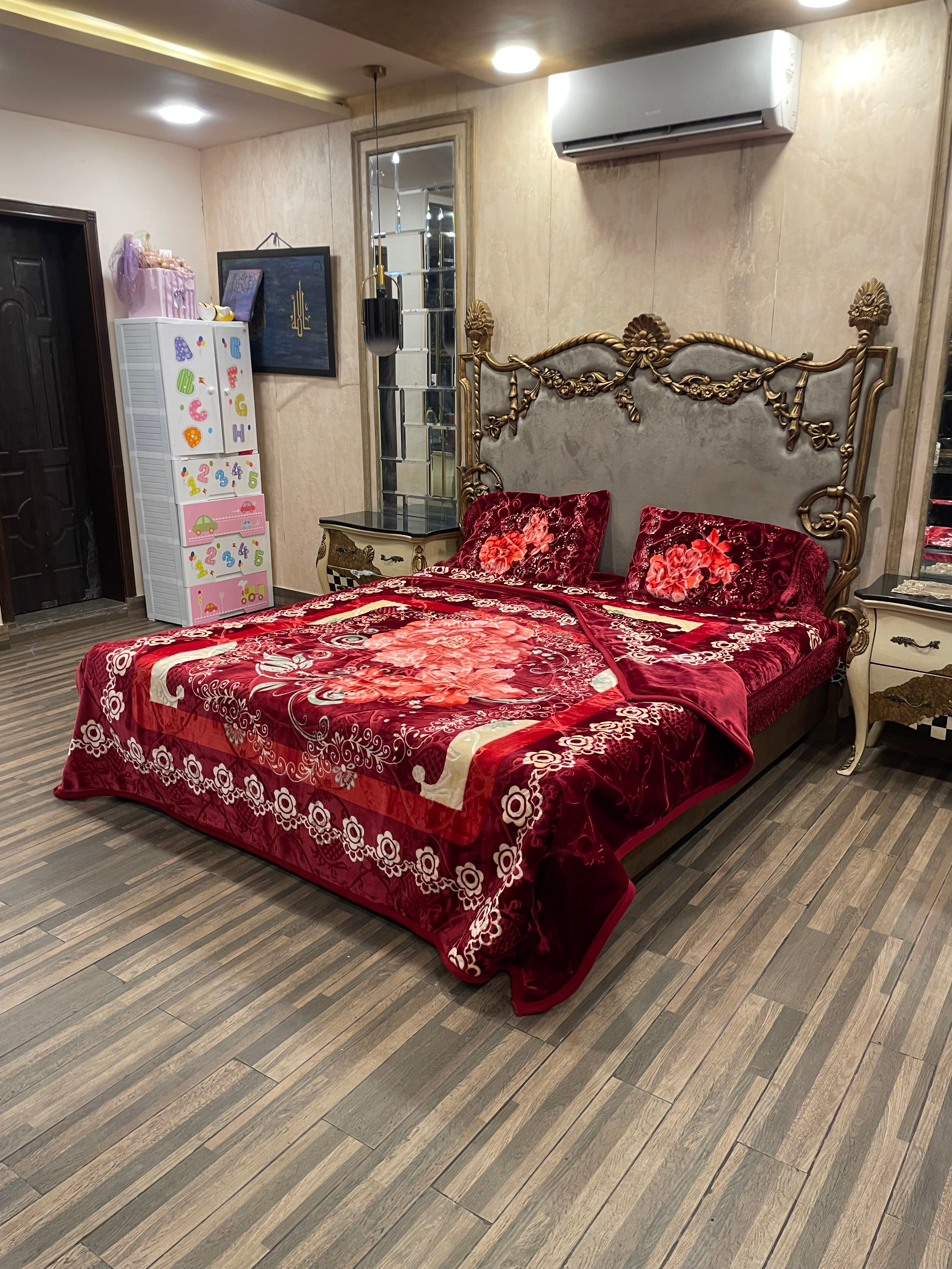 4️⃣ PC Moro Spain BLANKET/KAMBLE