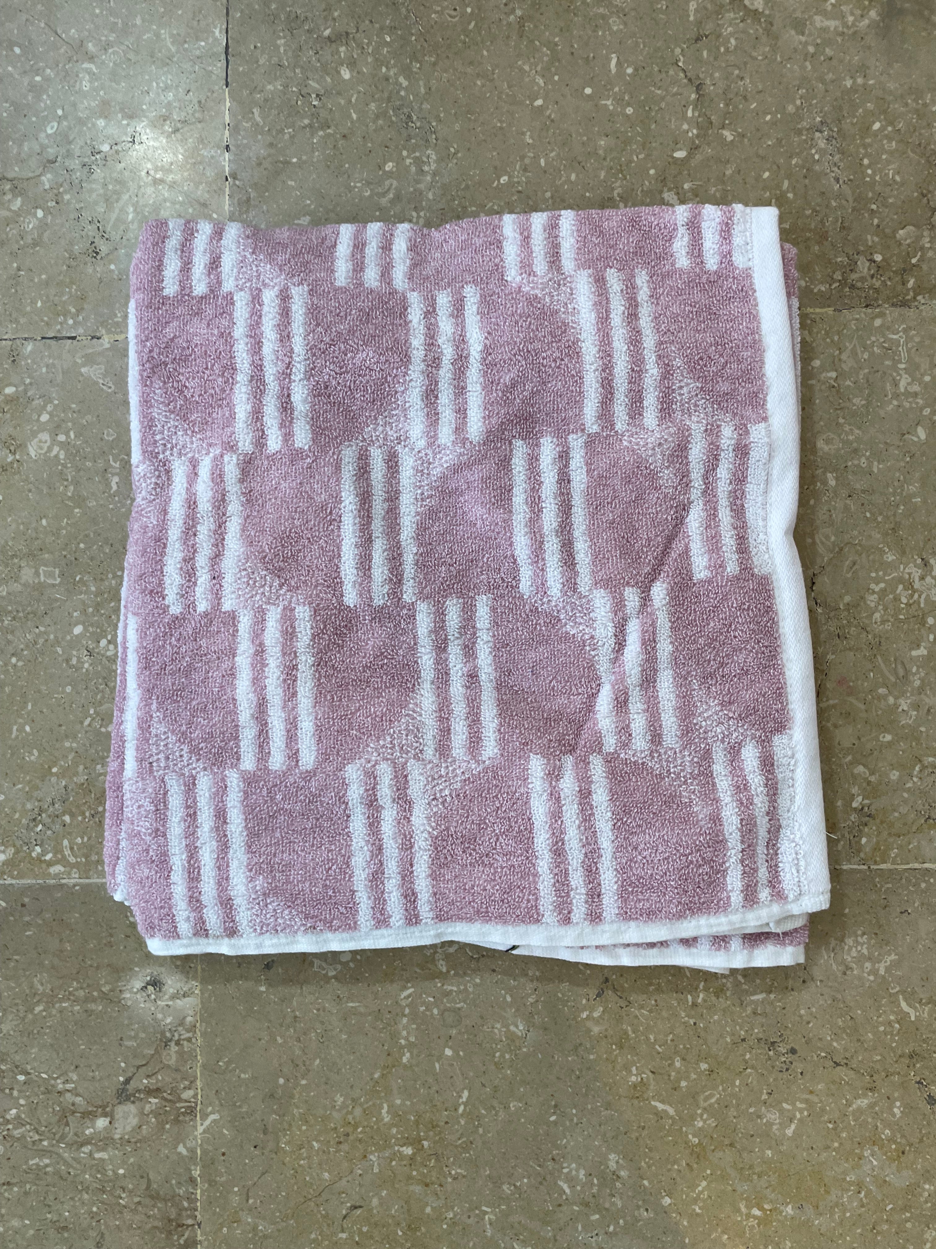 Nishat Export Quality Towel (Pack of 1)