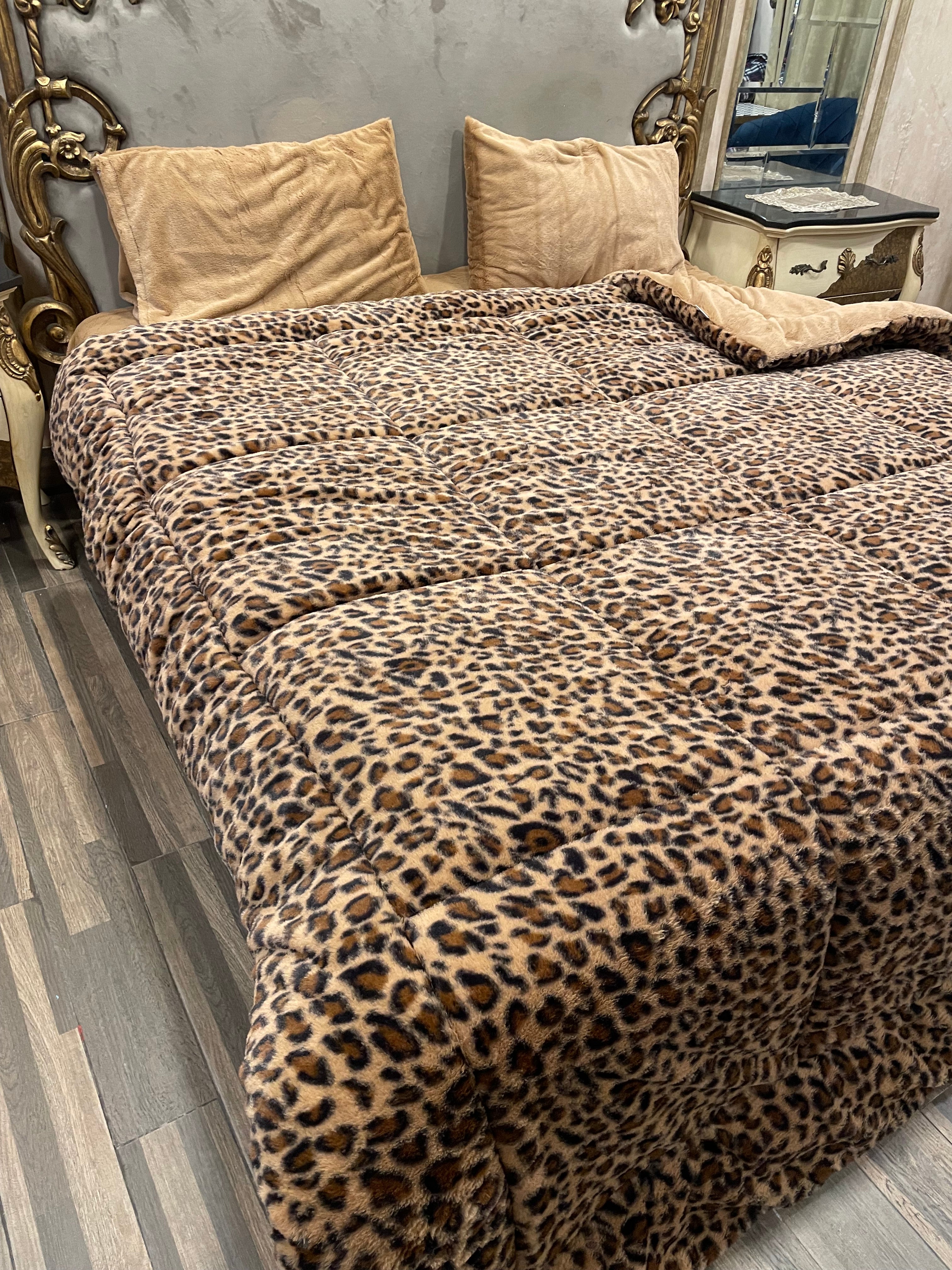 Cheeta Brown 4️⃣PC Razai set