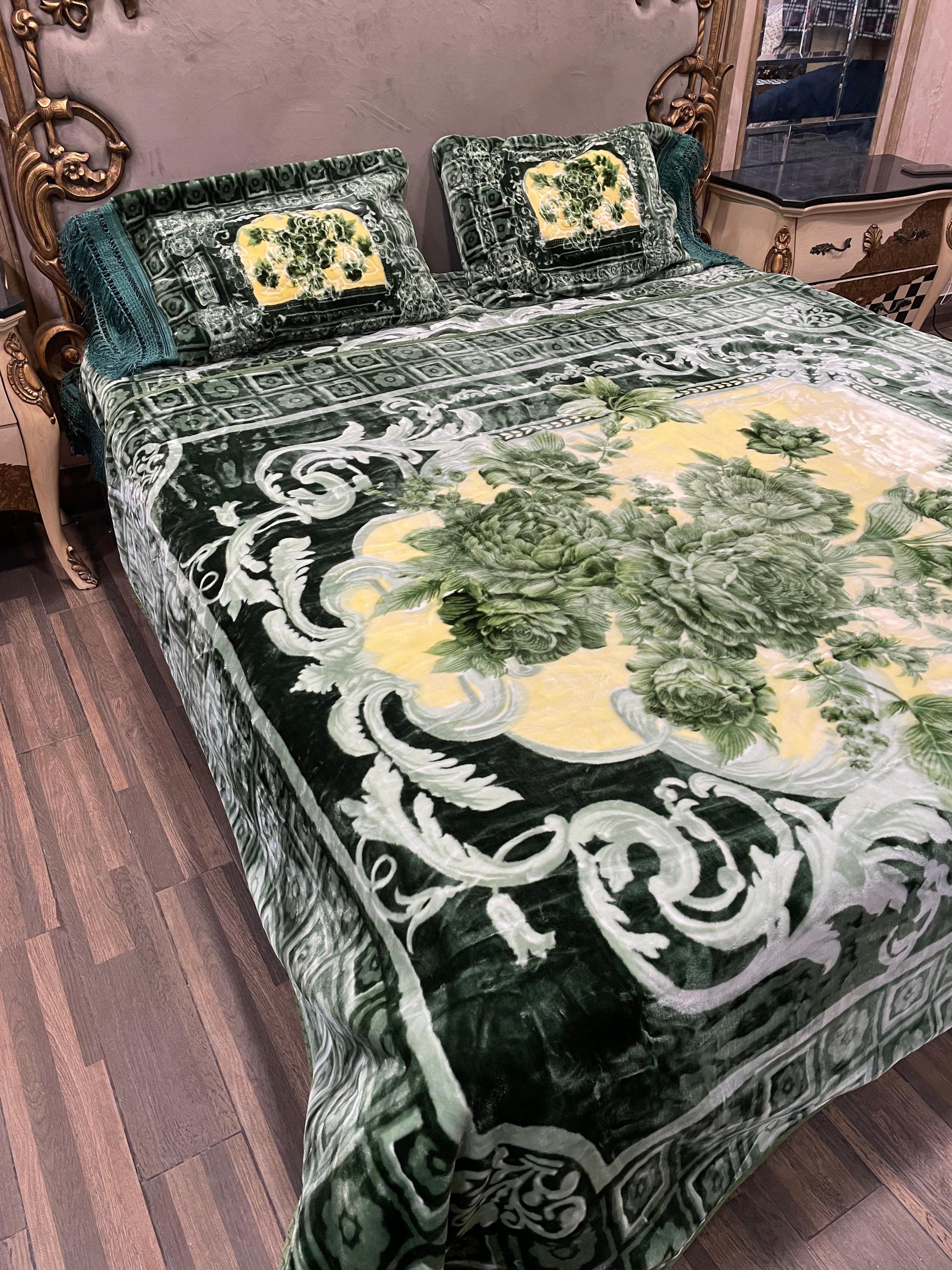 4️⃣ PC Unique BLANKET/KAMBLE Green