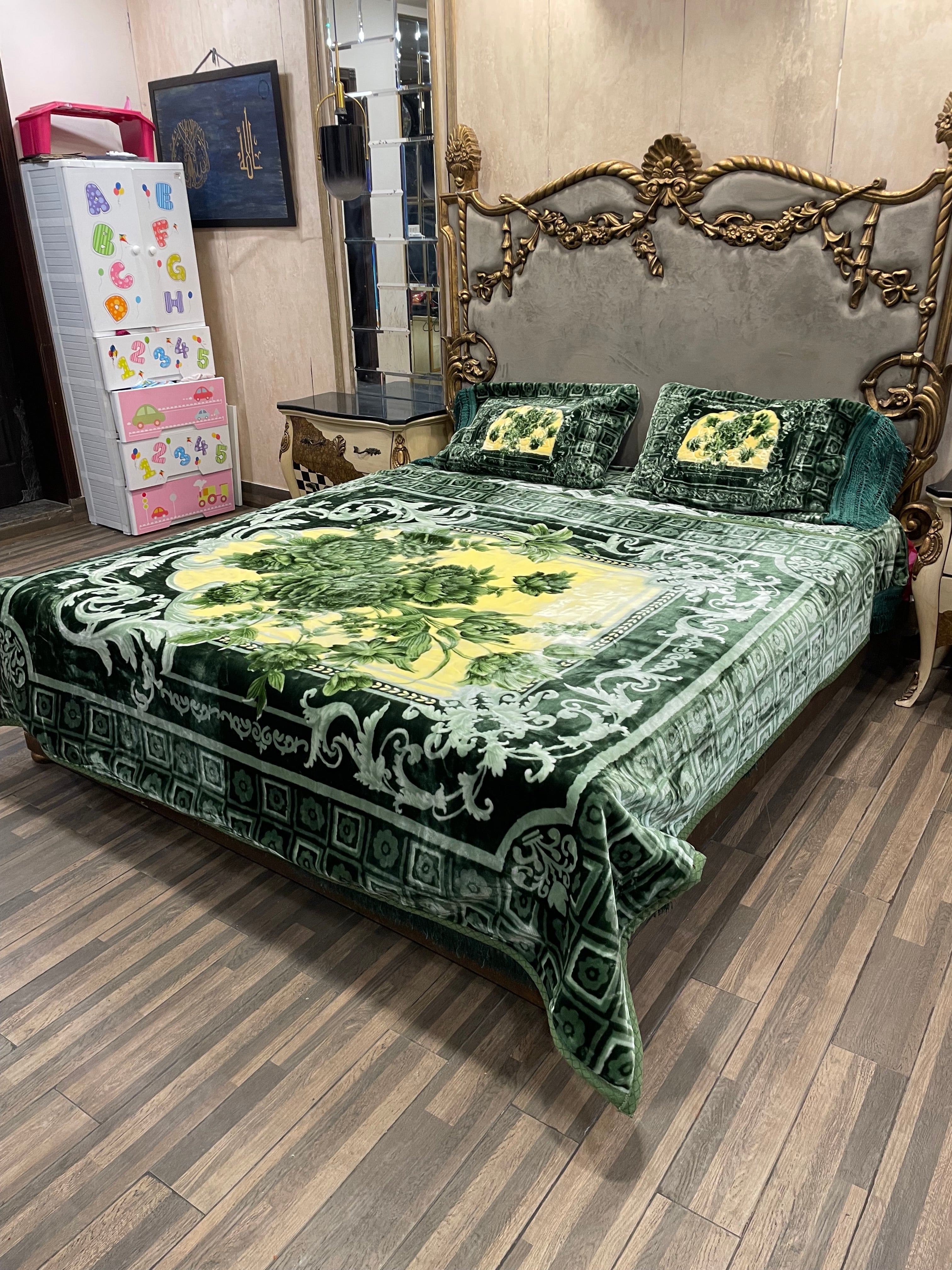 4️⃣ PC Unique BLANKET/KAMBLE Green