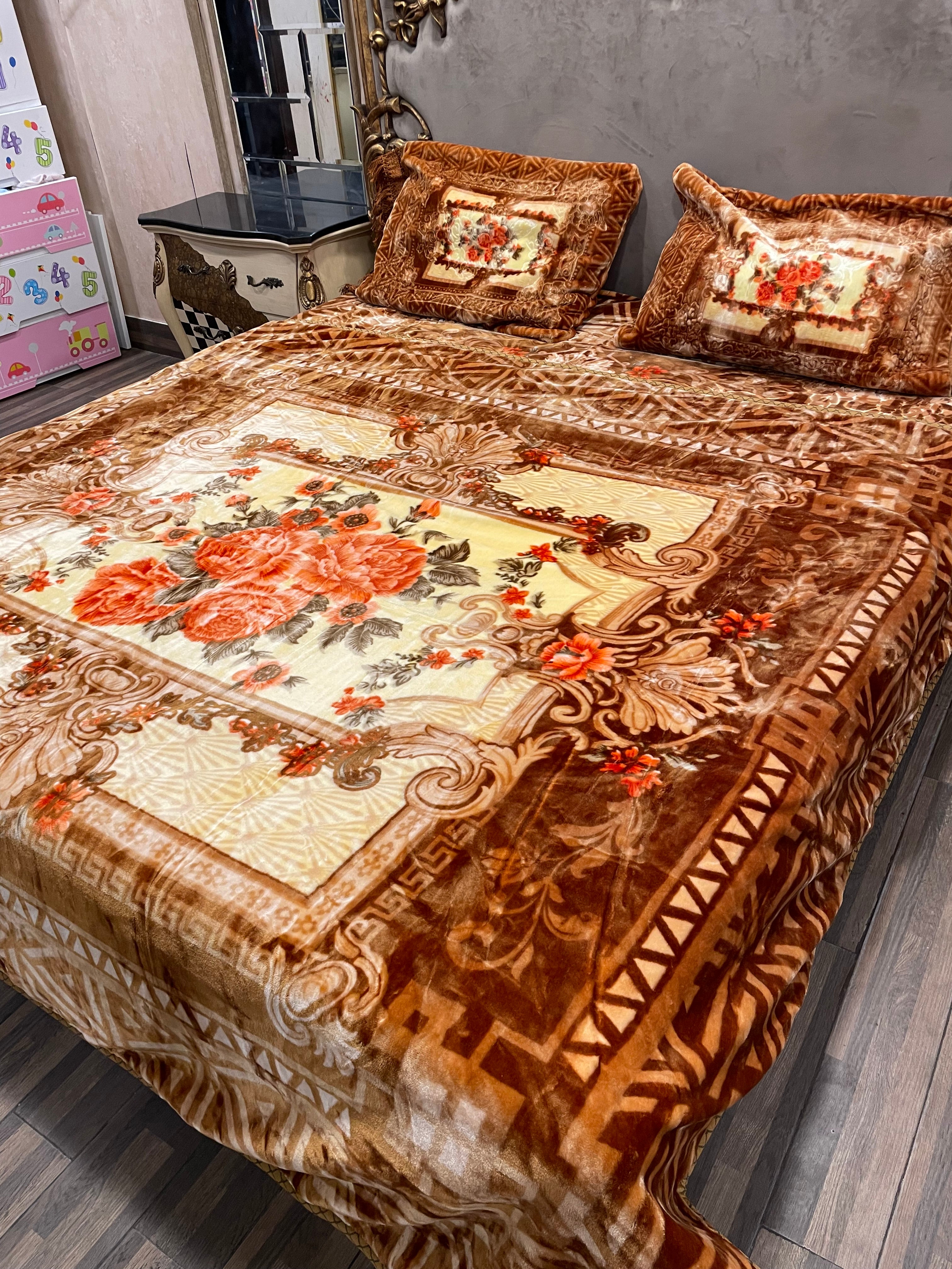 4️⃣ PC Unique BLANKET/KAMBLE Golden